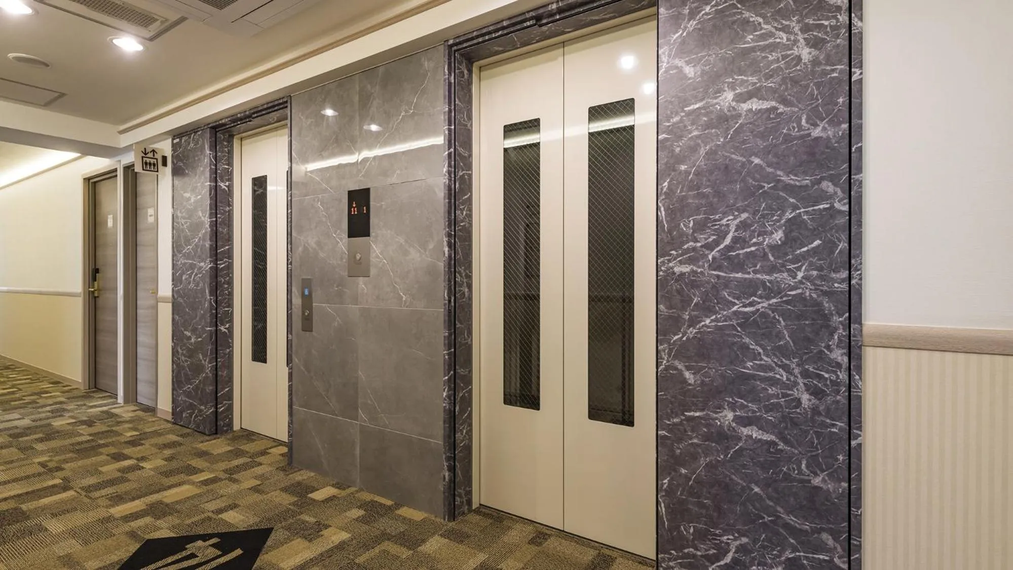 elevator in Toyoko Inn Kita-toda-eki Higashi-guchi