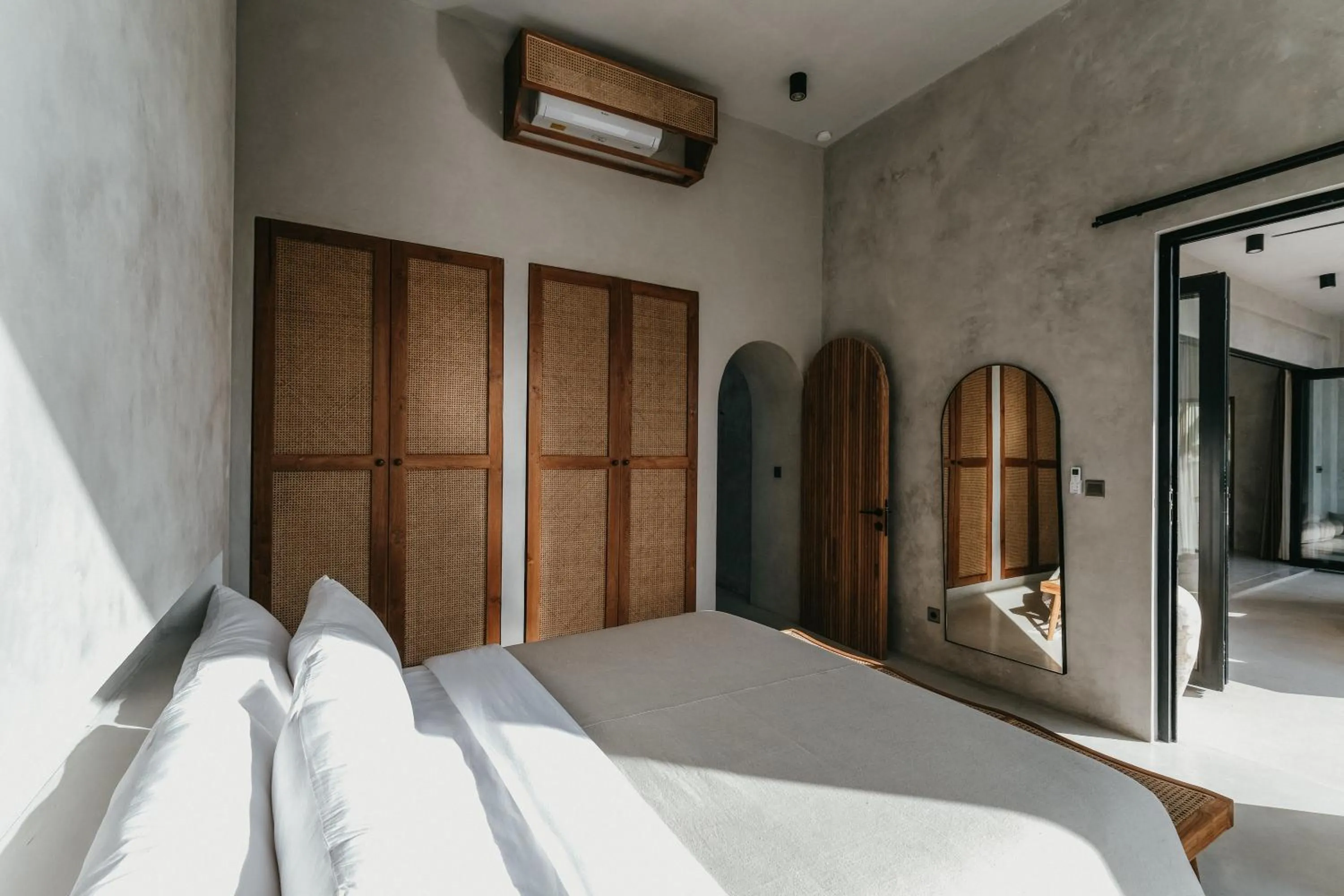 Bed in Concrete Retreat Umalas