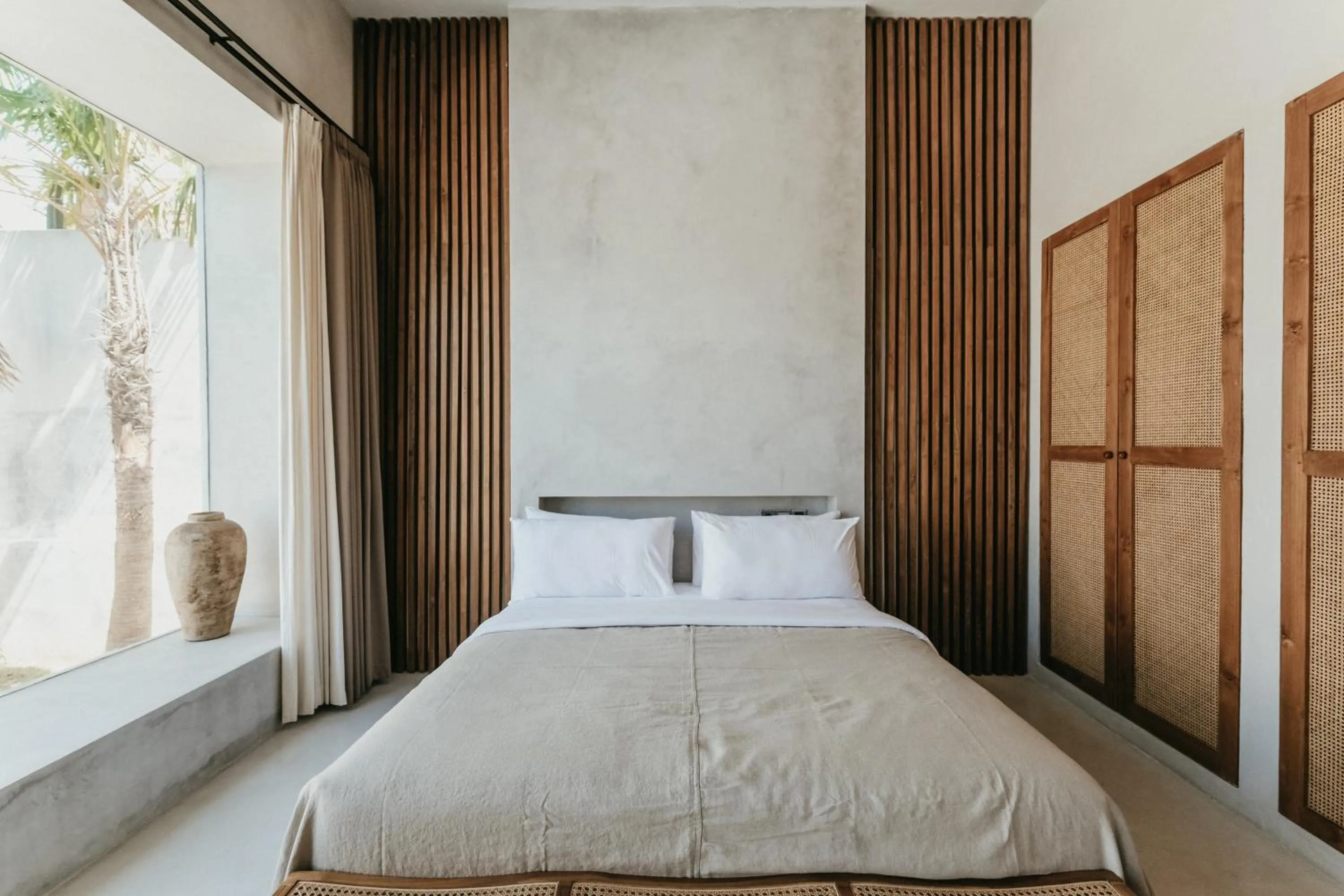 Bed in Concrete Retreat Umalas