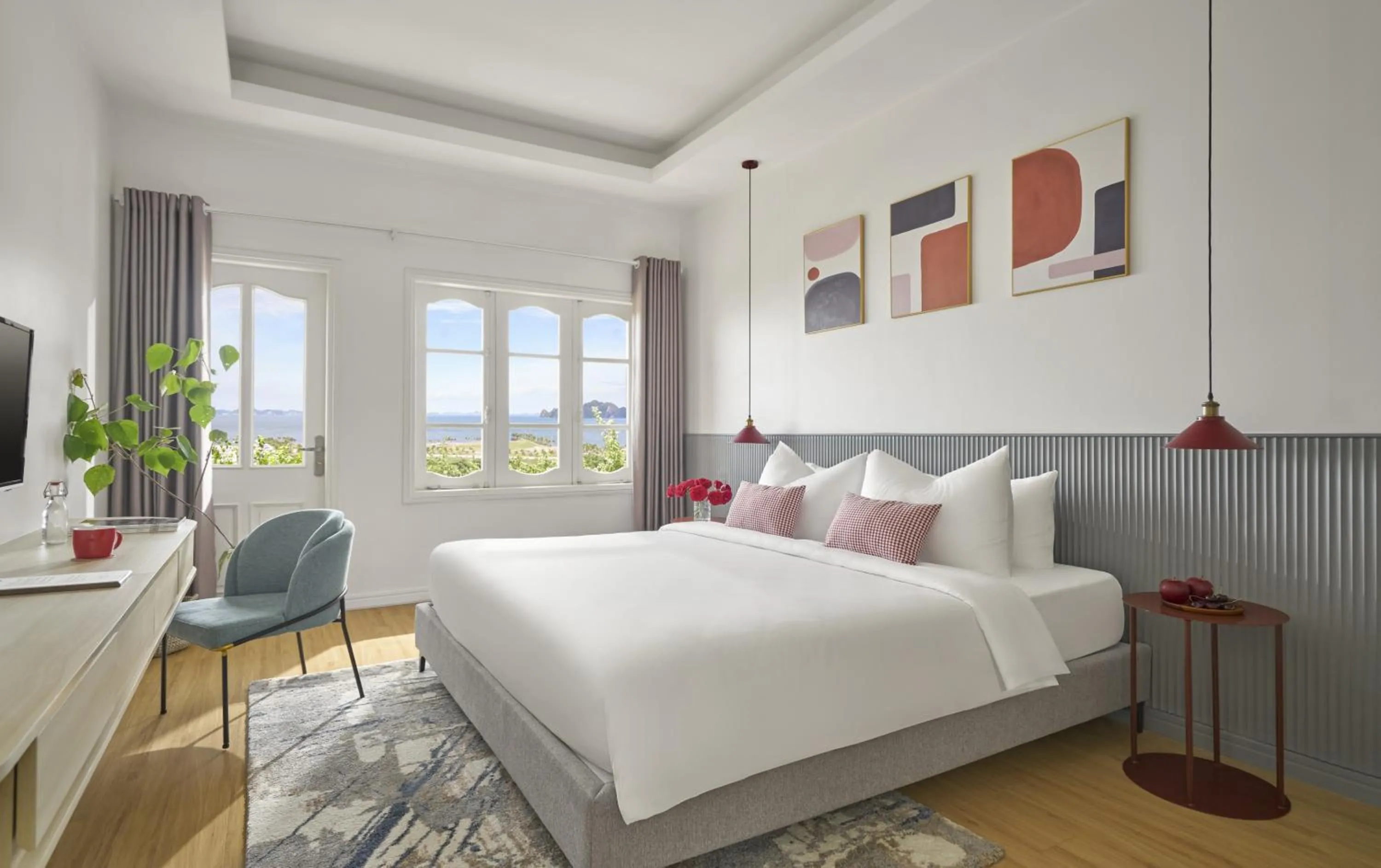 Bedroom, Bed in The Postcard Hotel