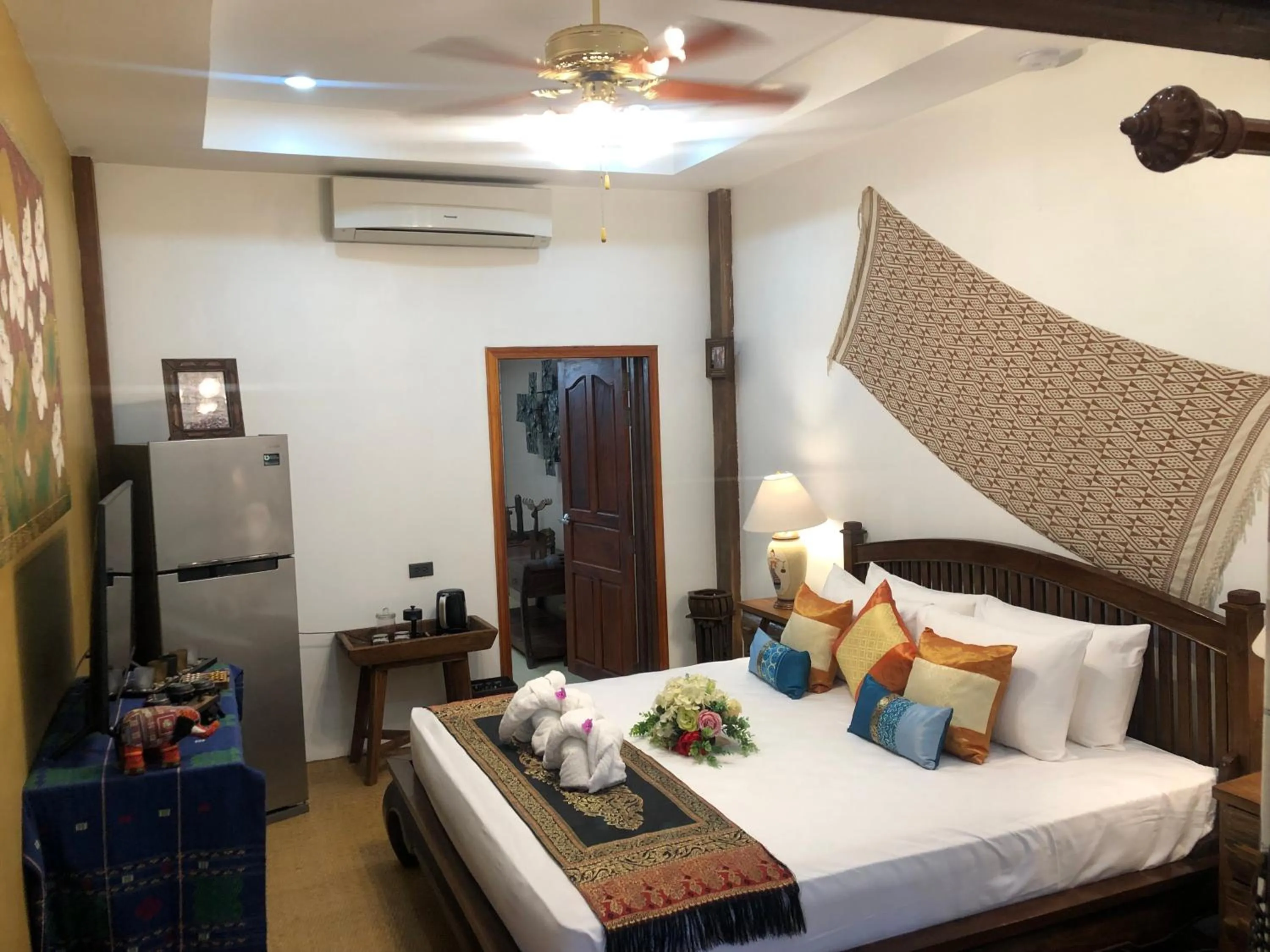 Bed in On The Mekong Resort