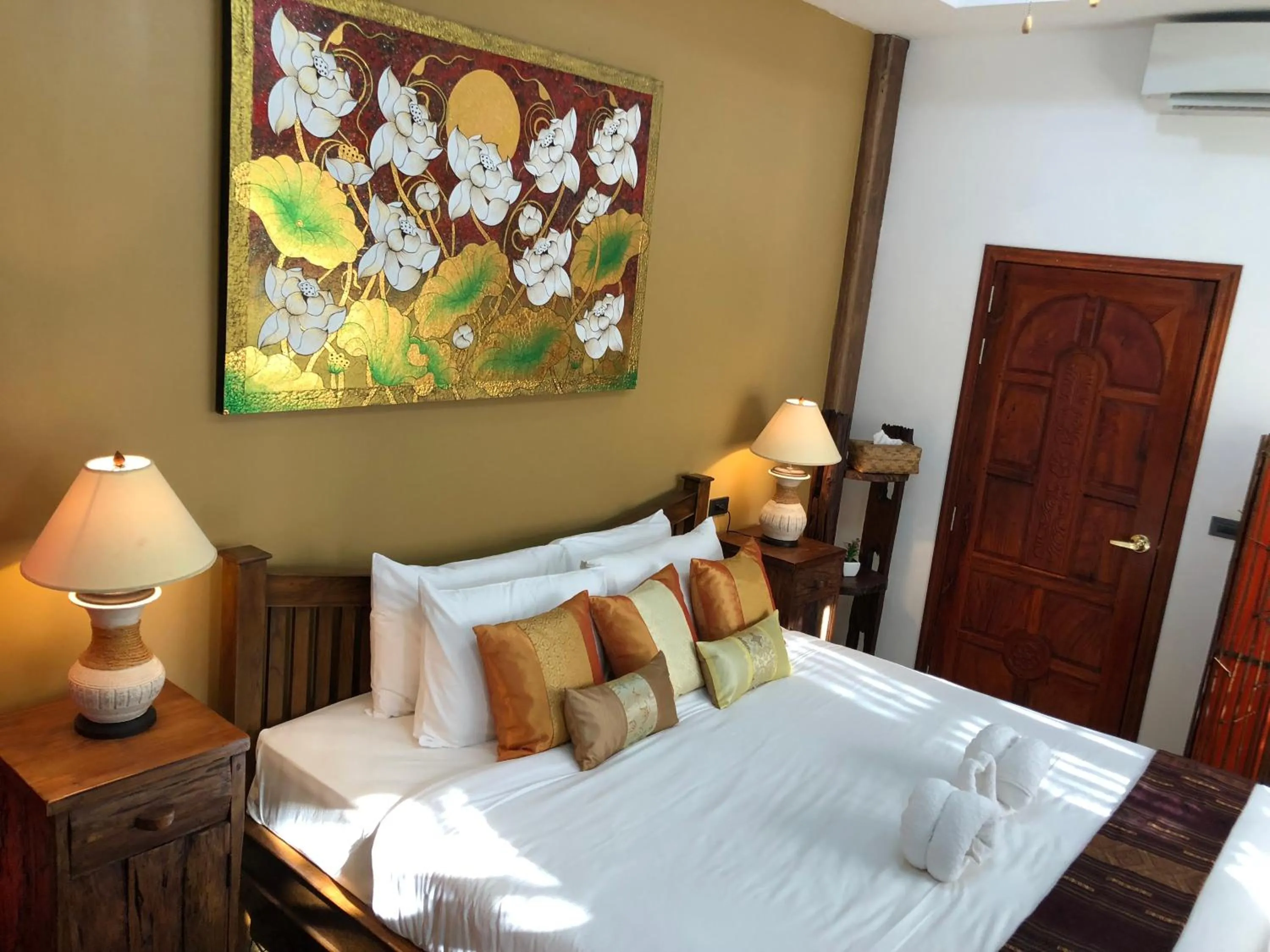 Bed in On The Mekong Resort