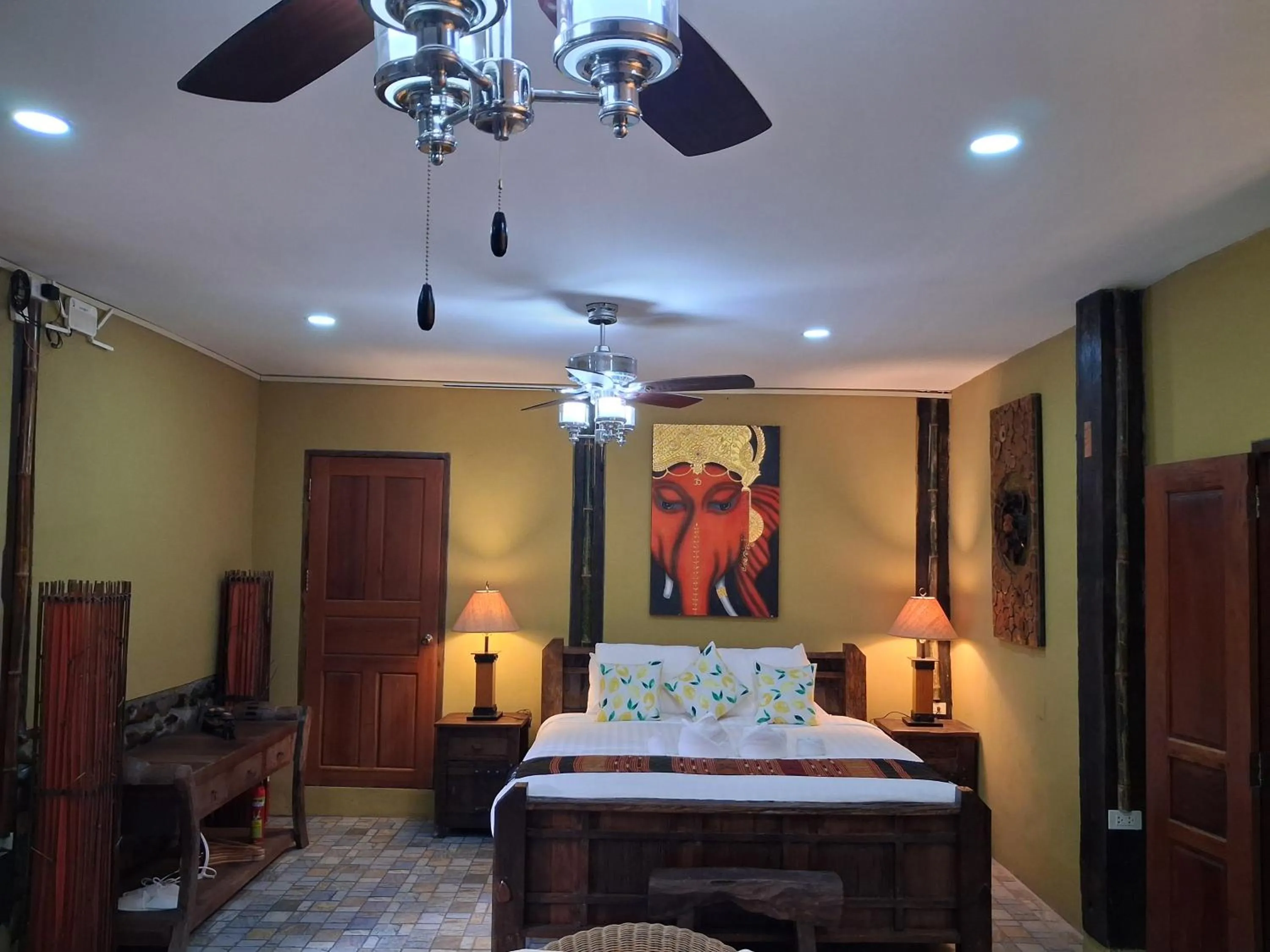 Bed in On The Mekong Resort