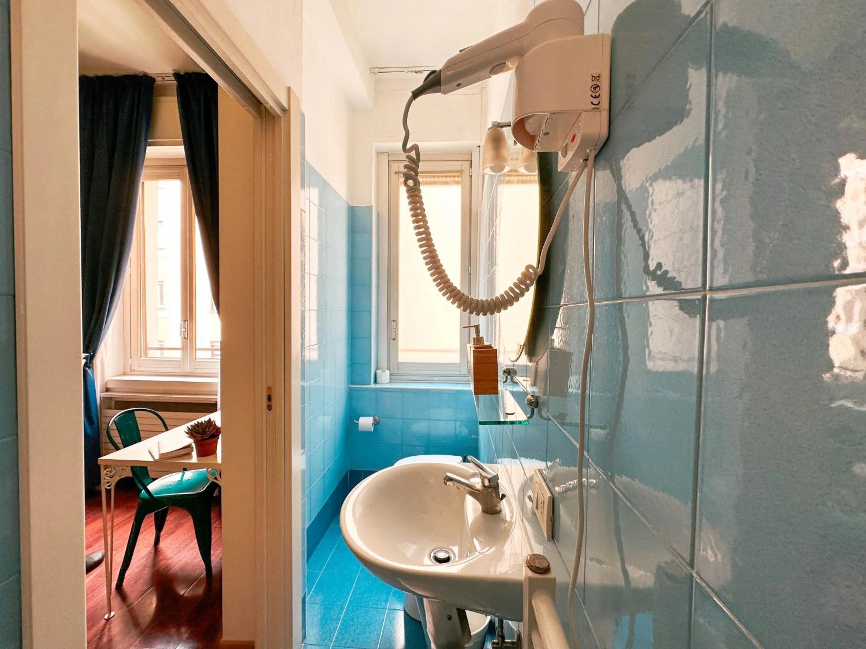 Shower in Ostello Bello Milano Centrale