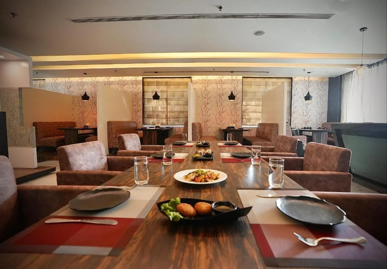 Restaurant/places to eat in VITS Gurugram formerly known as Windsor Heights