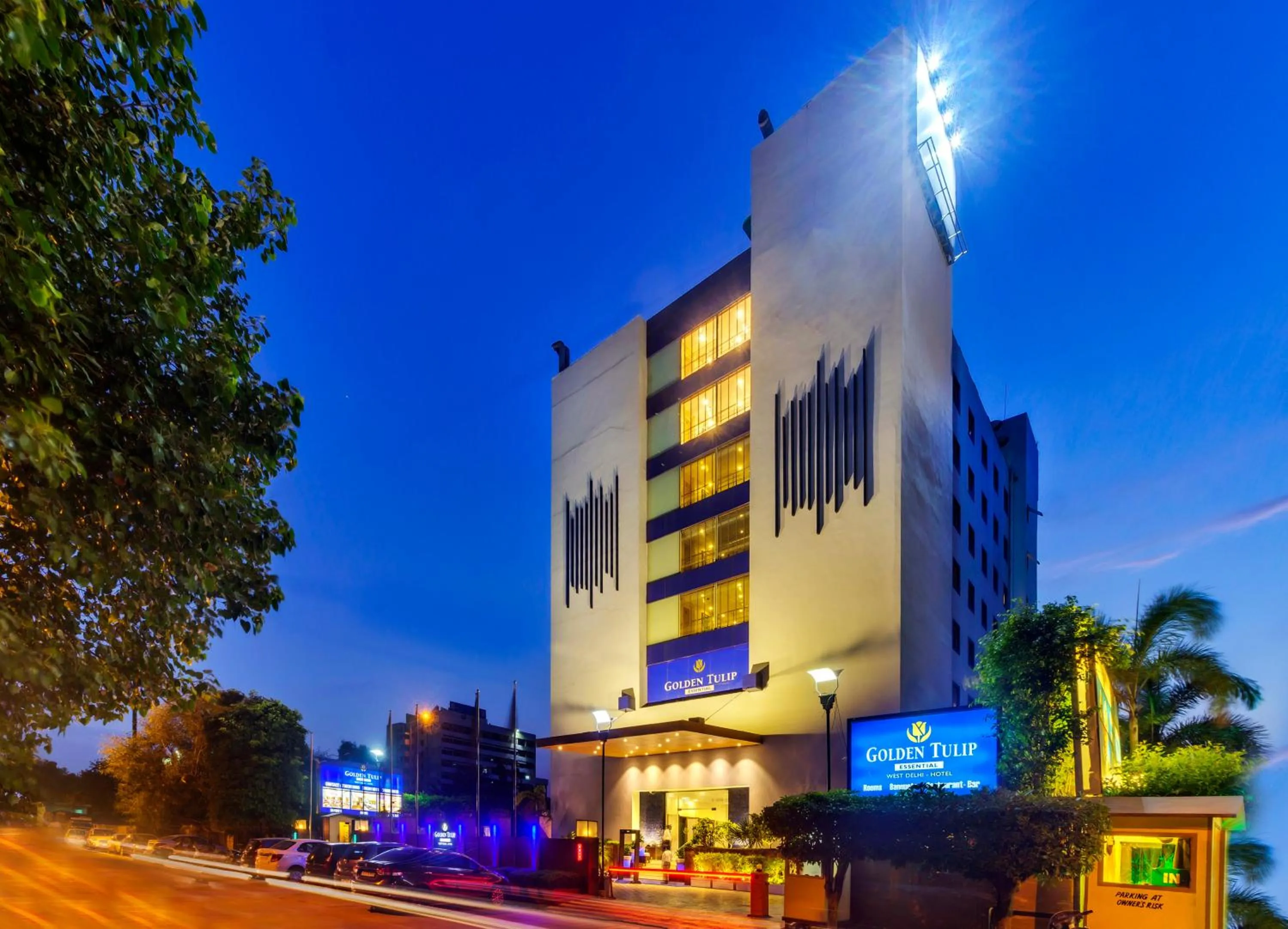Property building in Golden Tulip New Delhi - Hari Nagar