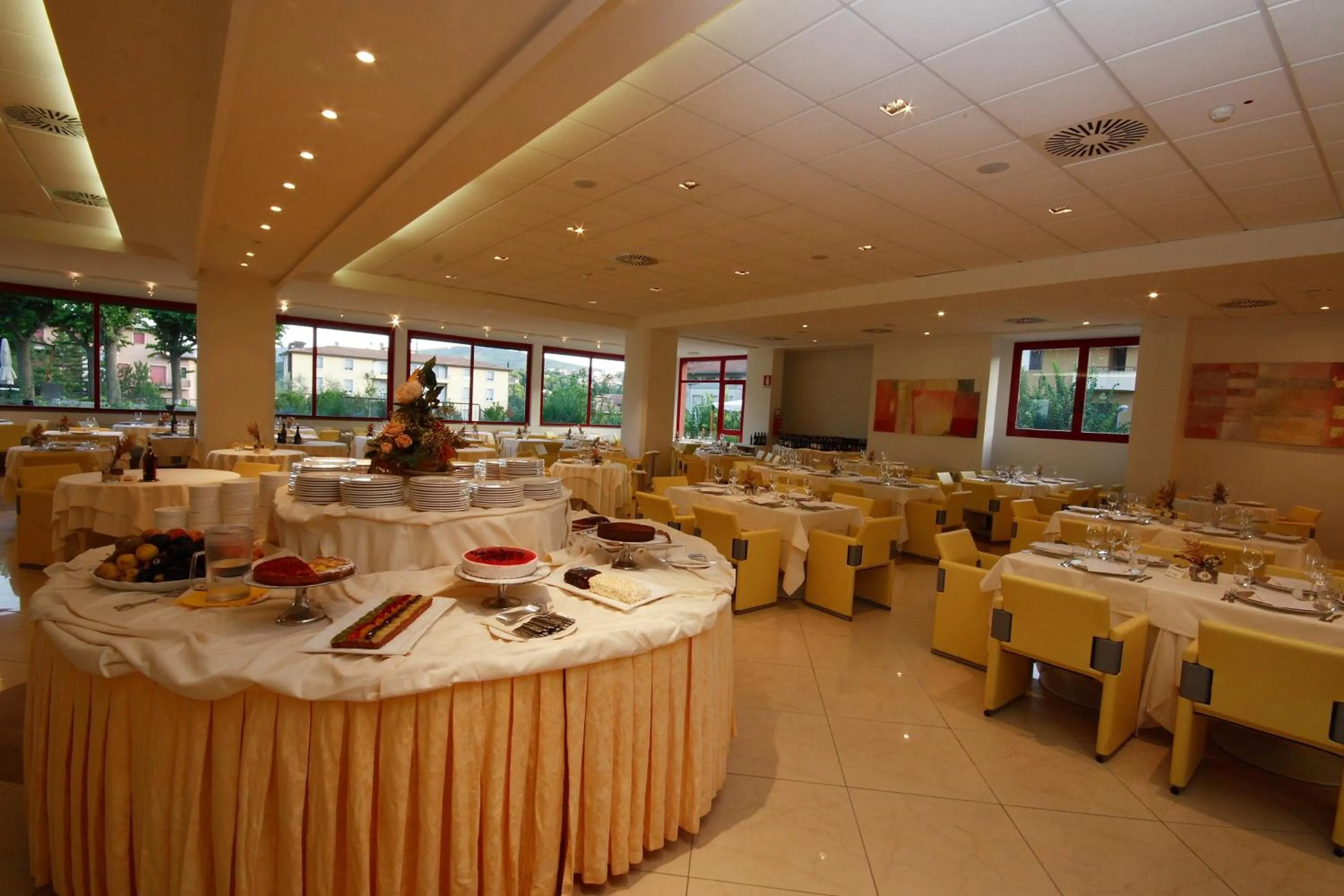 Restaurant/places to eat in Grand Hotel Admiral Palace