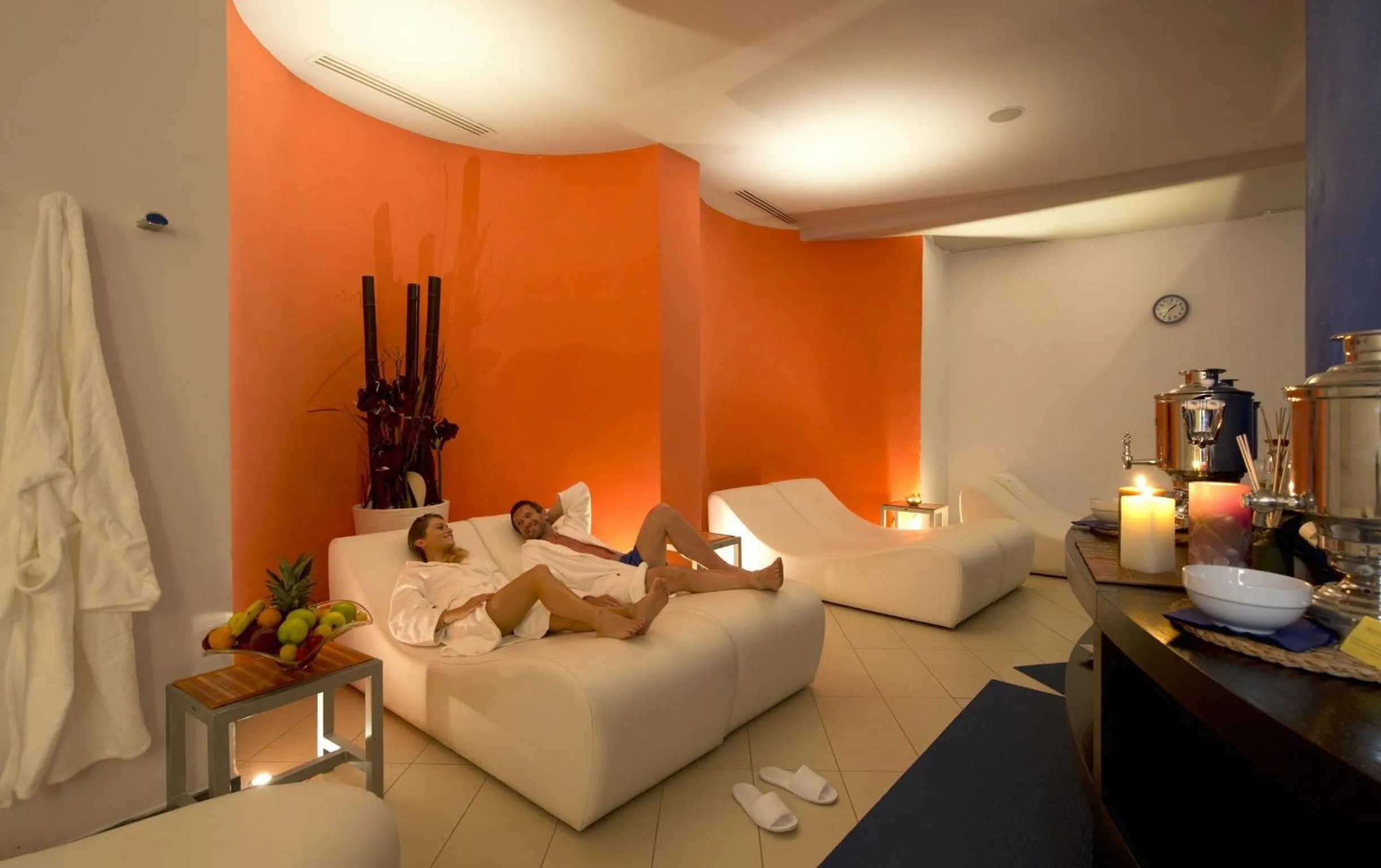 Spa and wellness centre/facilities, Bed in Grand Hotel Admiral Palace