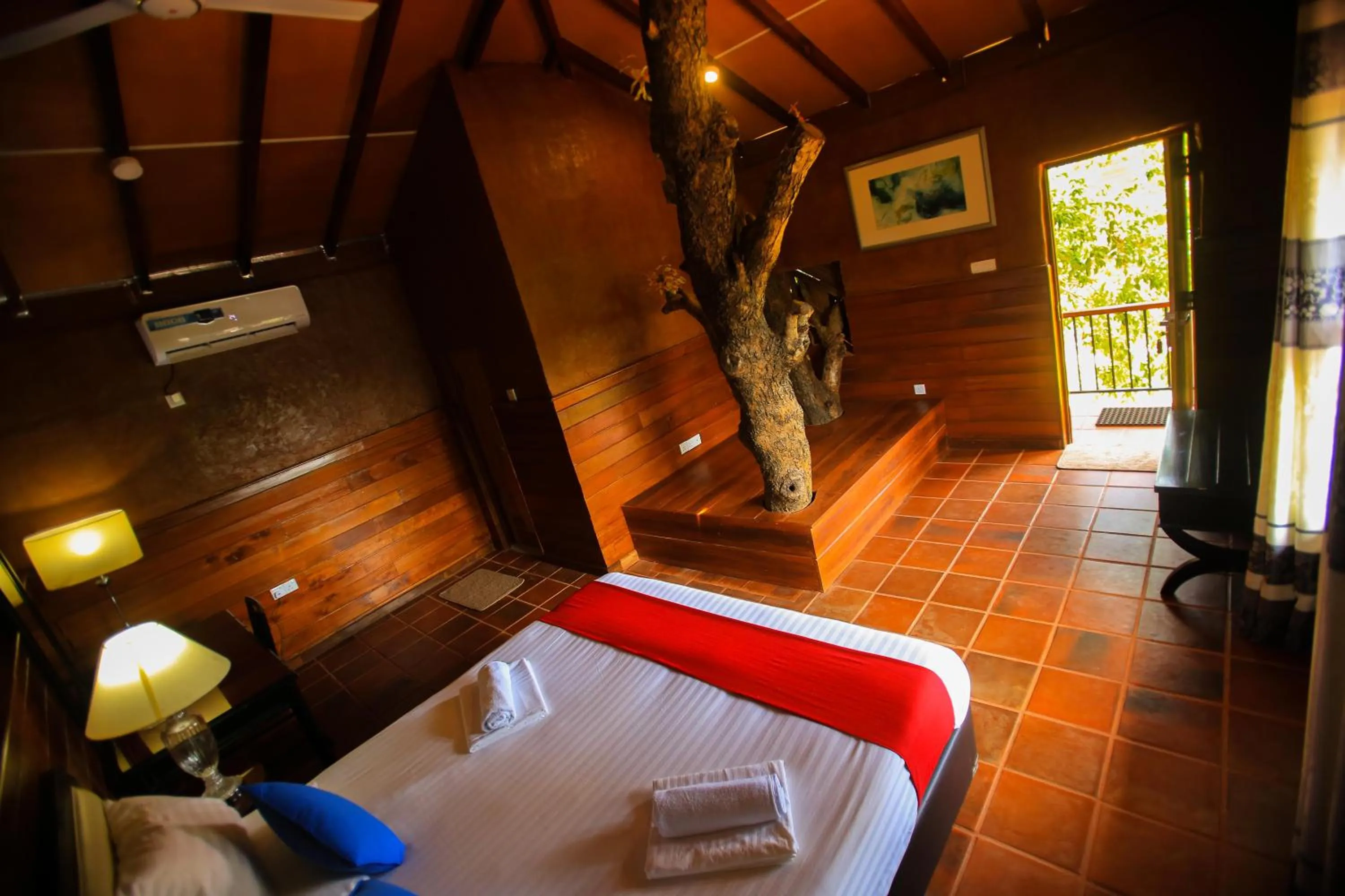 Steam room, Bed in Jungle Hut Resort Sigiriya