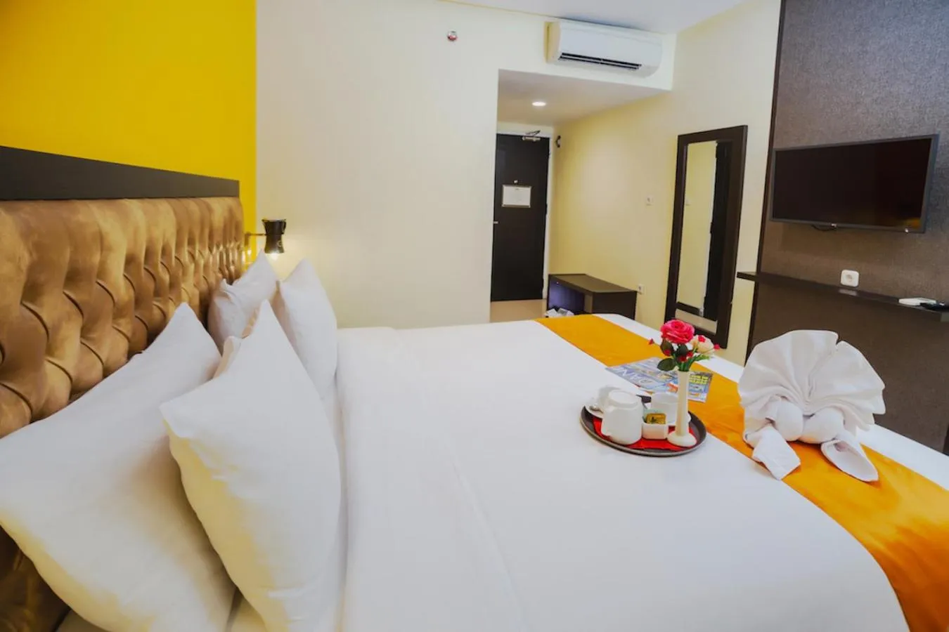 Bedroom, Bed in Parkside Star Hotel Jayapura