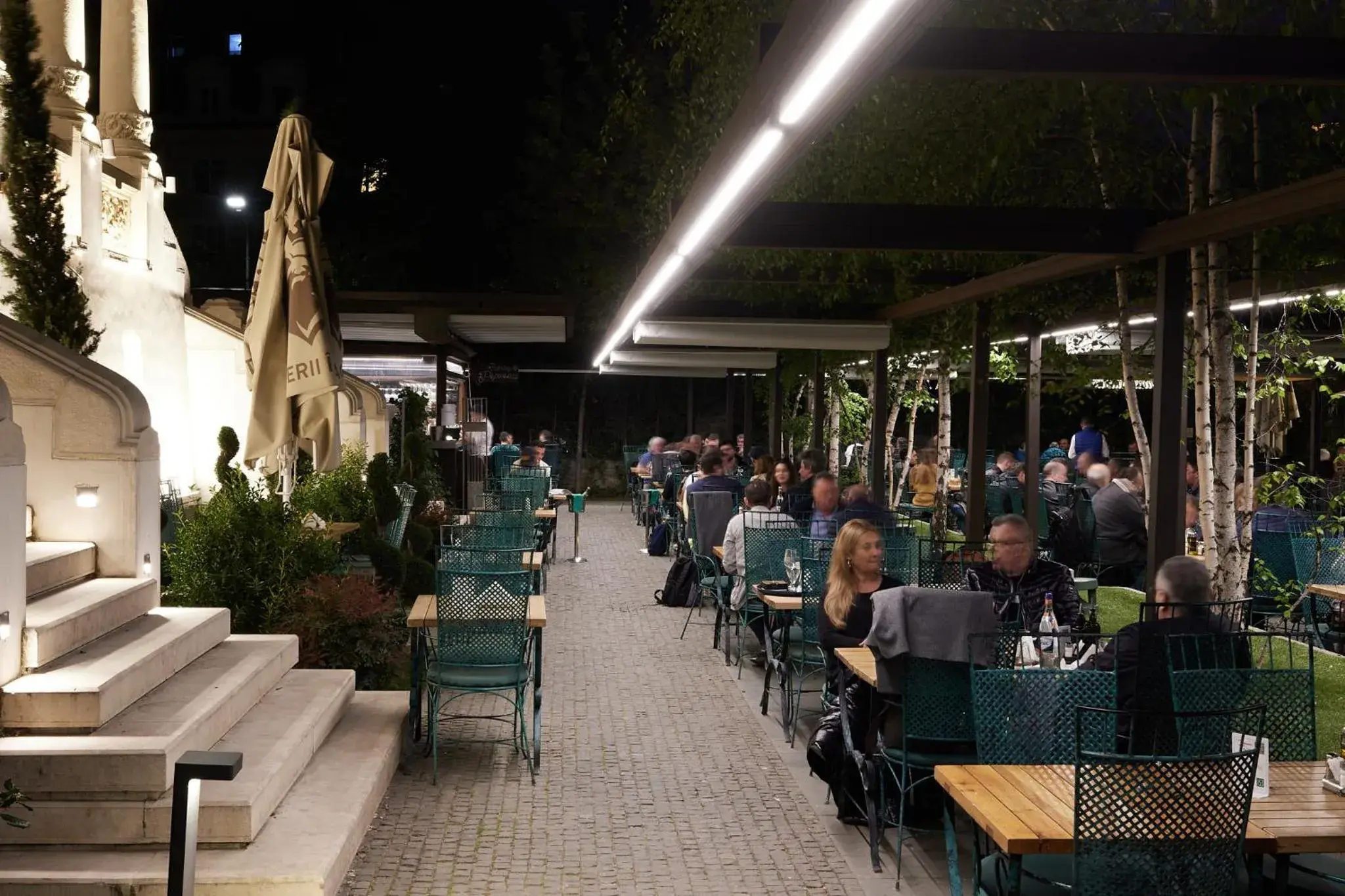 Restaurant/places to eat in La Boheme Boutique Casa Soare Restaurant/places to eat in La Boheme Boutique Casa Soare