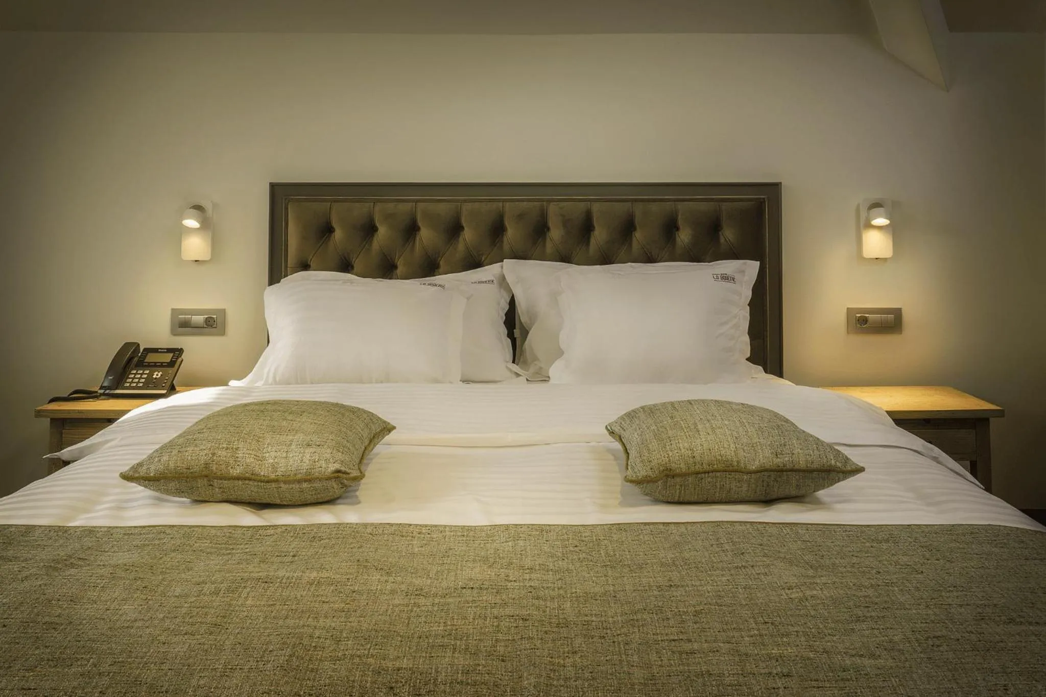 Bed in La Boheme Boutique Casa Soare