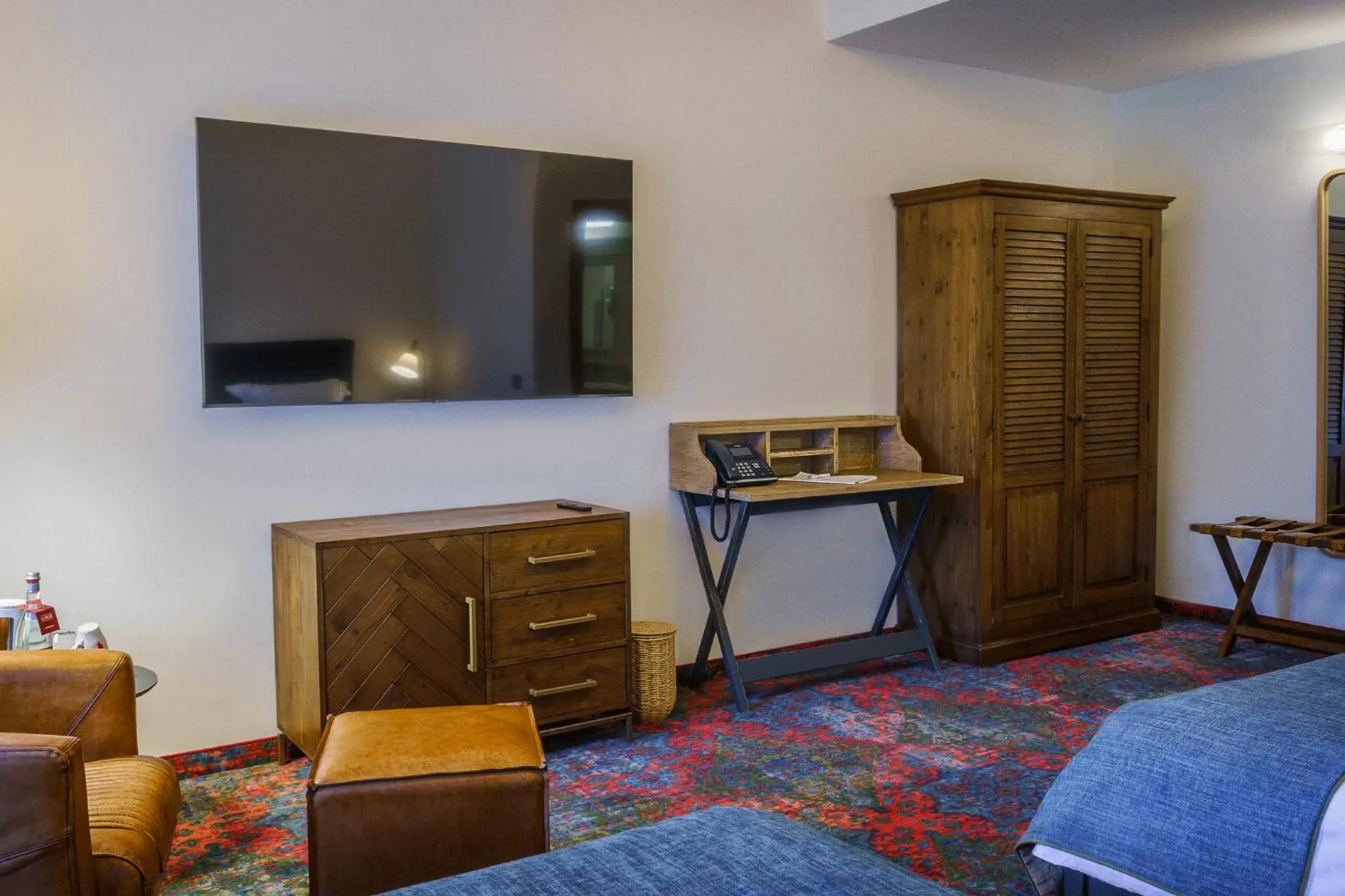 TV and multimedia, Bed in La Boheme Boutique Casa Soare