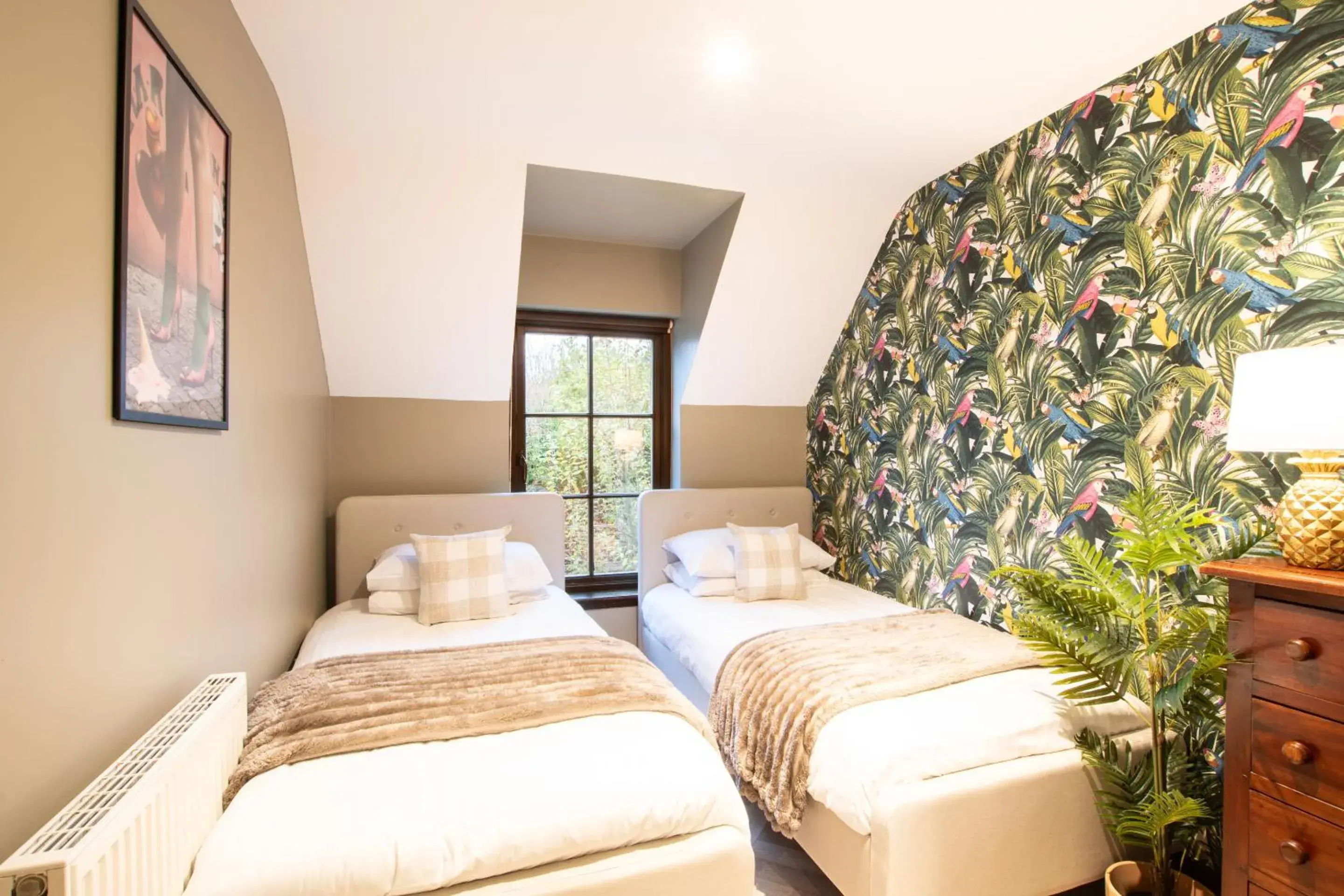 Bedroom, Bed in Northern Hideaways Apple Store, Ellingham Bedroom, Bed in Northern Hideaways Apple Store, Ellingham