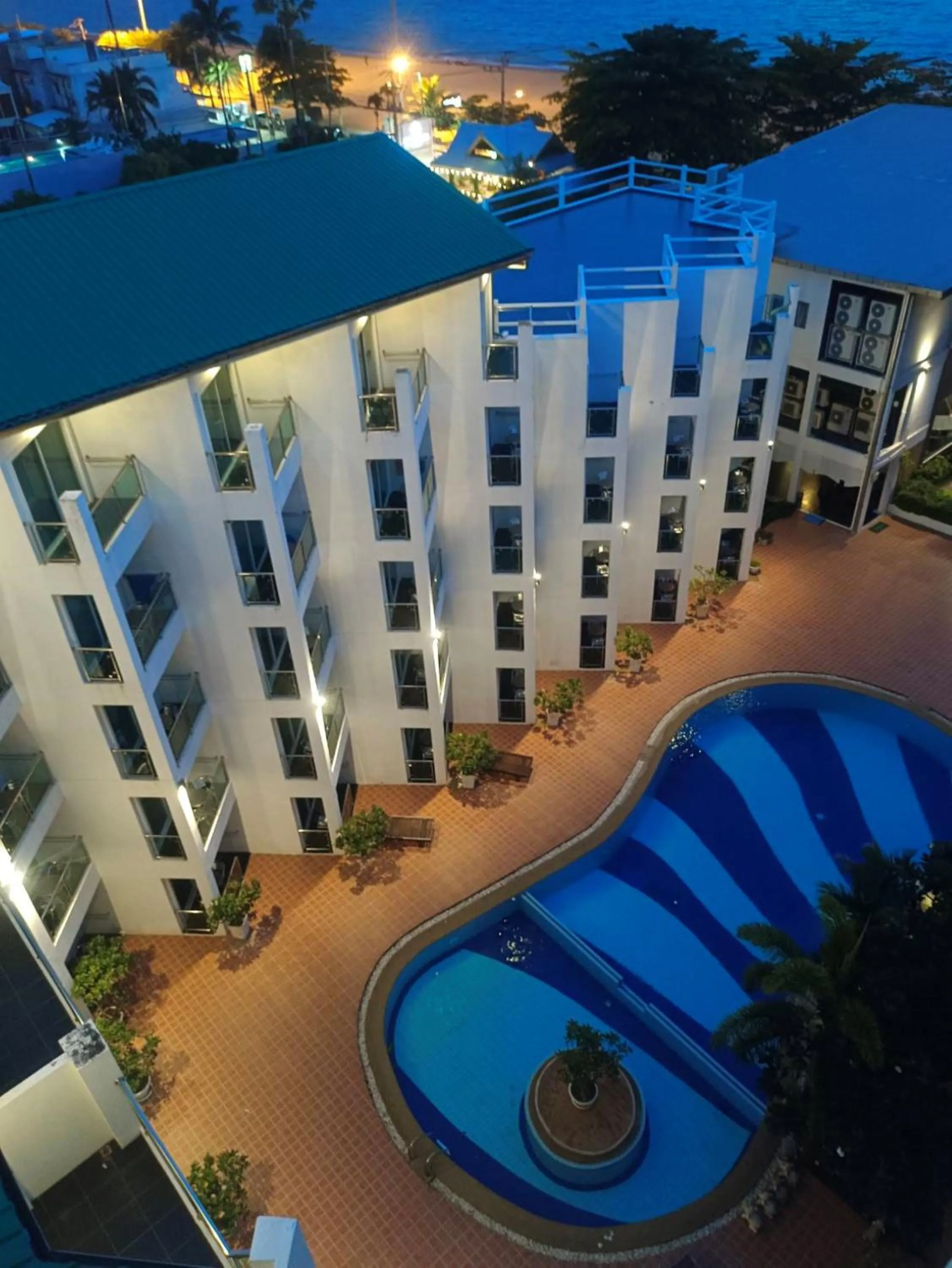 Property building in Dragon Beach Resort , Jomtien Beach Pattaya