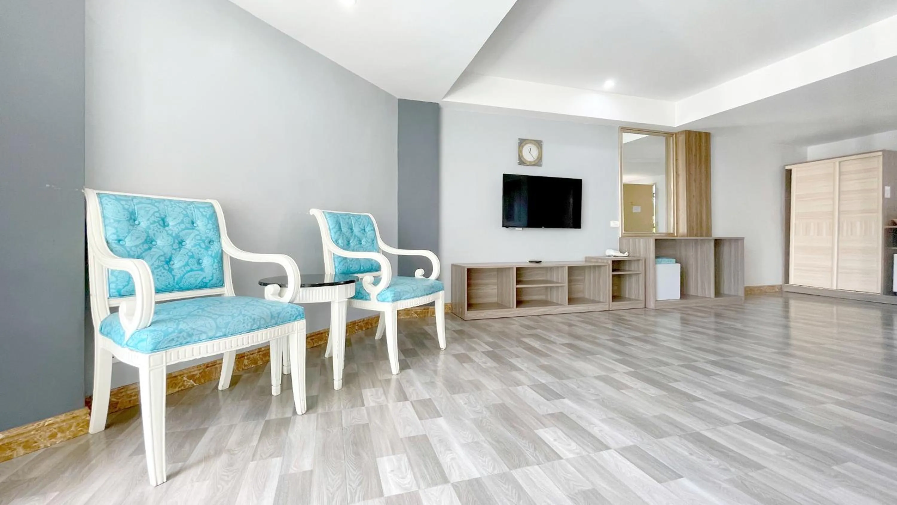 Bedroom in Dragon Beach Resort , Jomtien Beach Pattaya