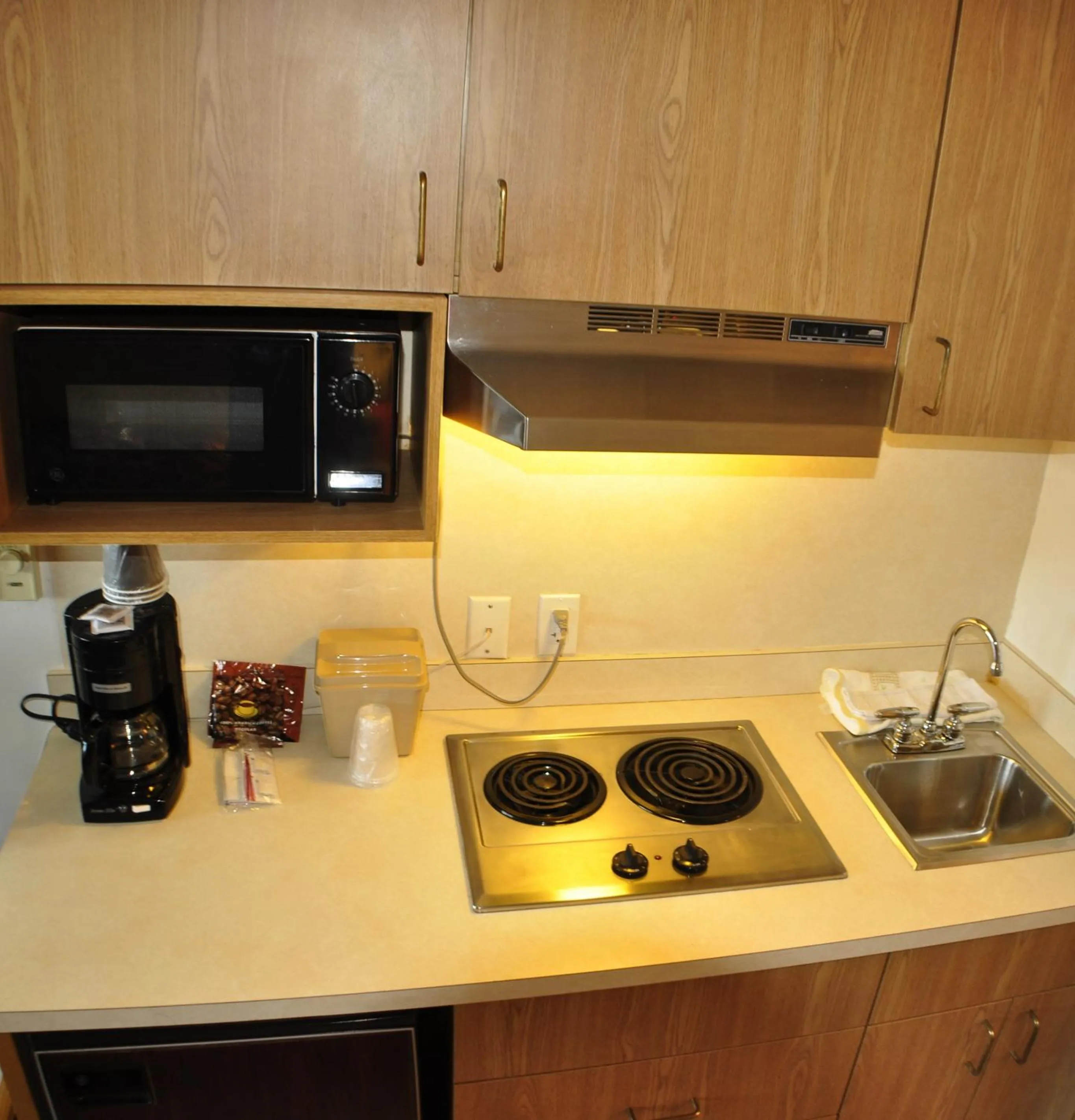 Kitchen or kitchenette in Uptown Inn