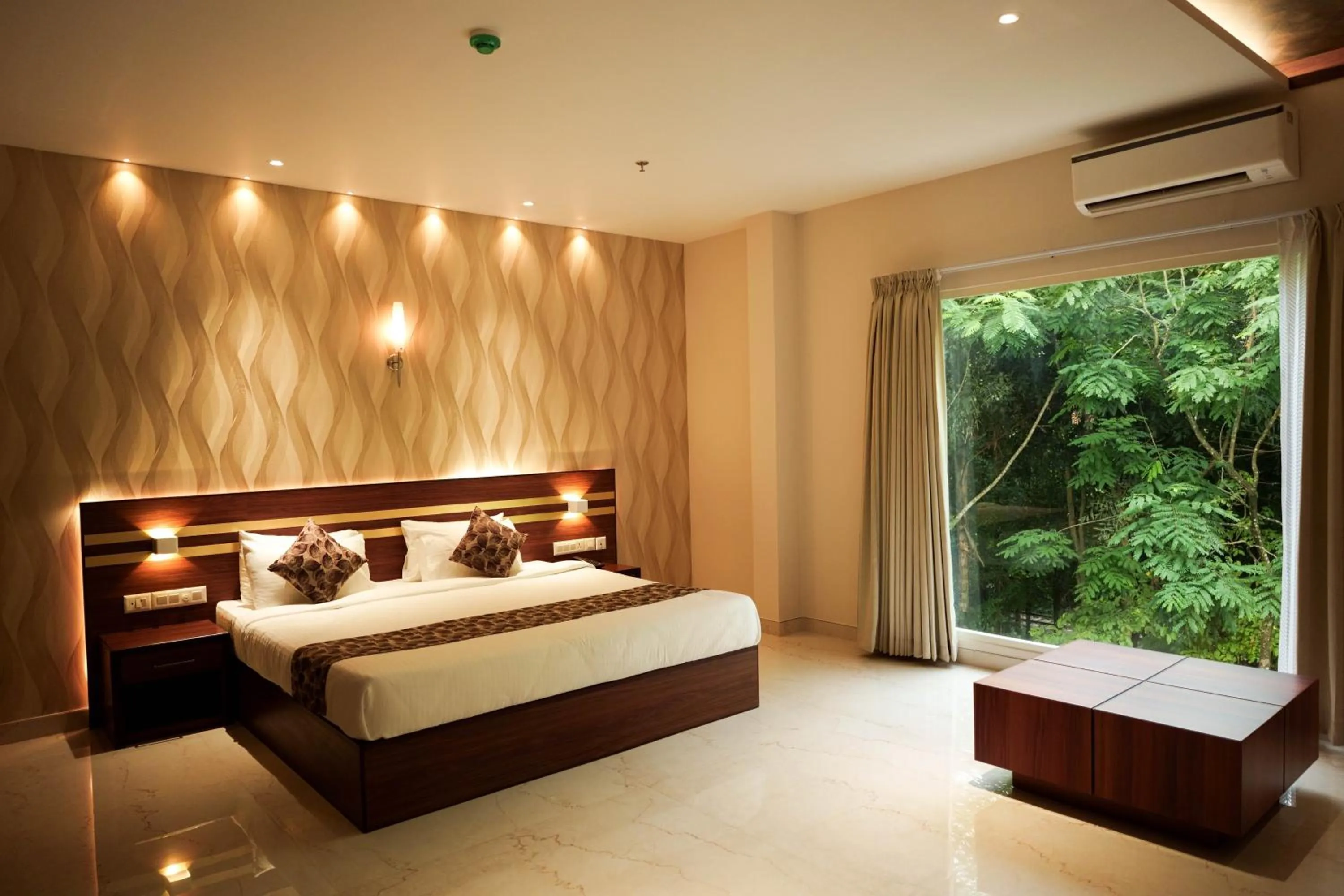 Bed in Valluvanad Residency