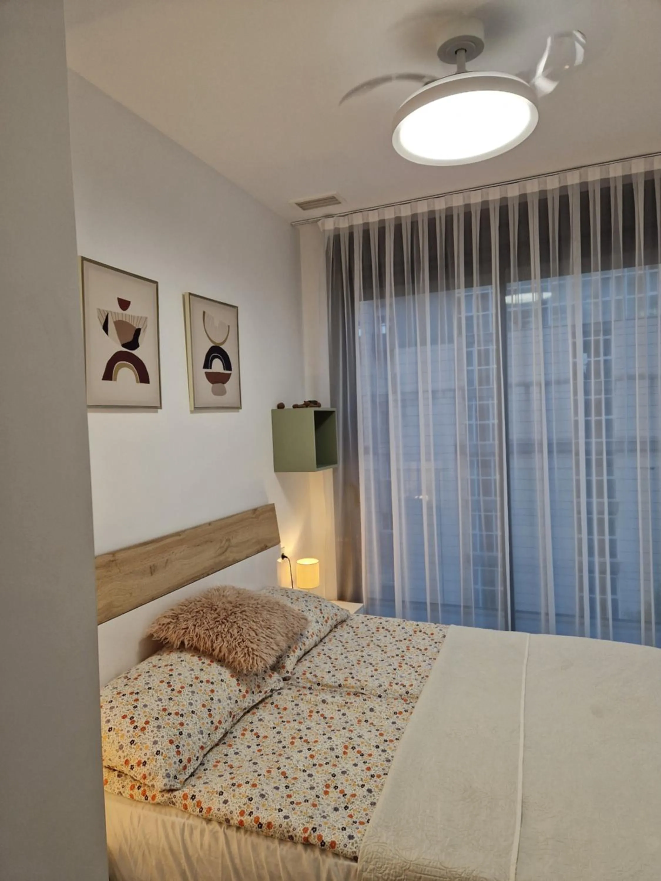 Bedroom, Bed in Sea view and Ifach Calpe