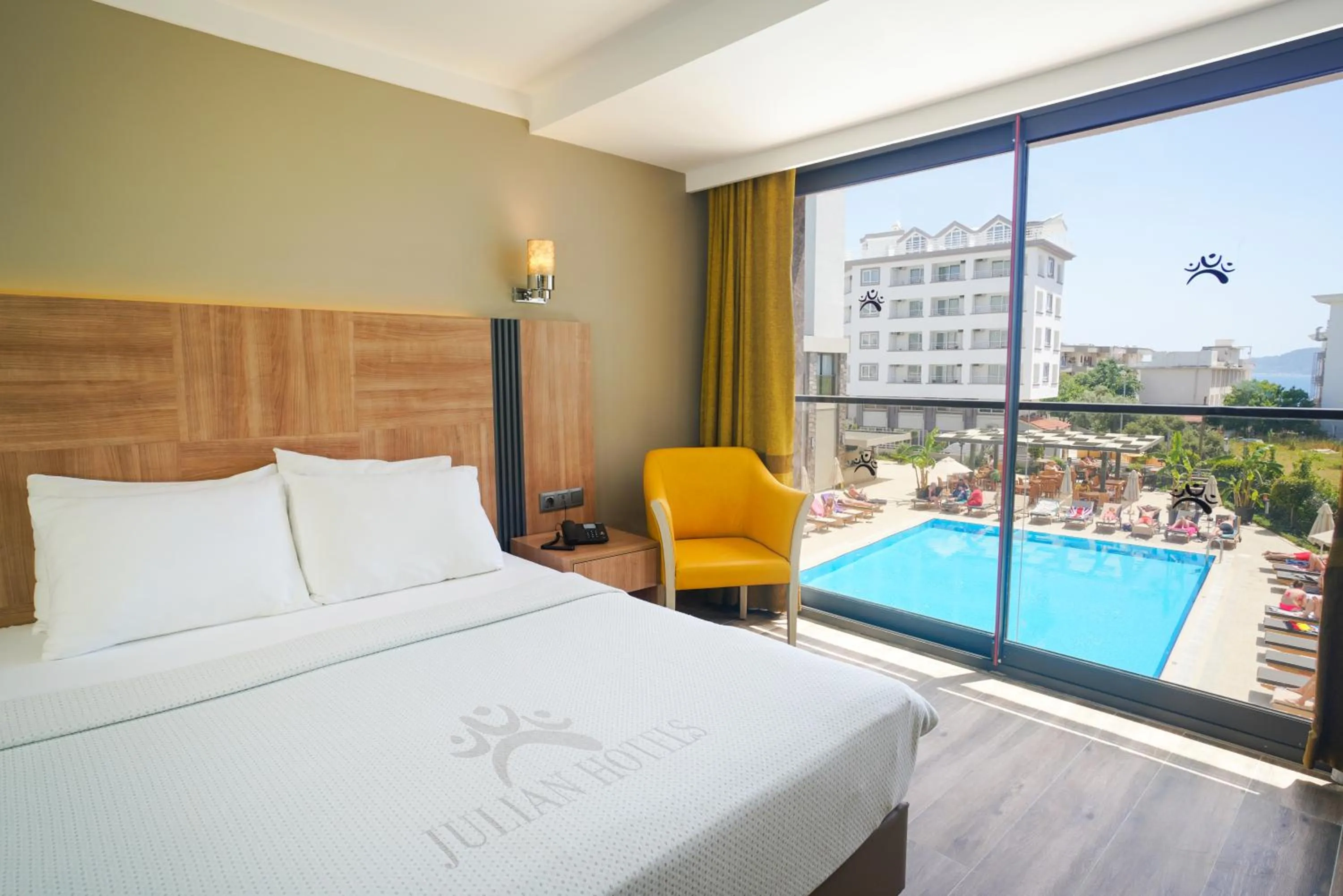 Bed in Ada Julian Marmaris