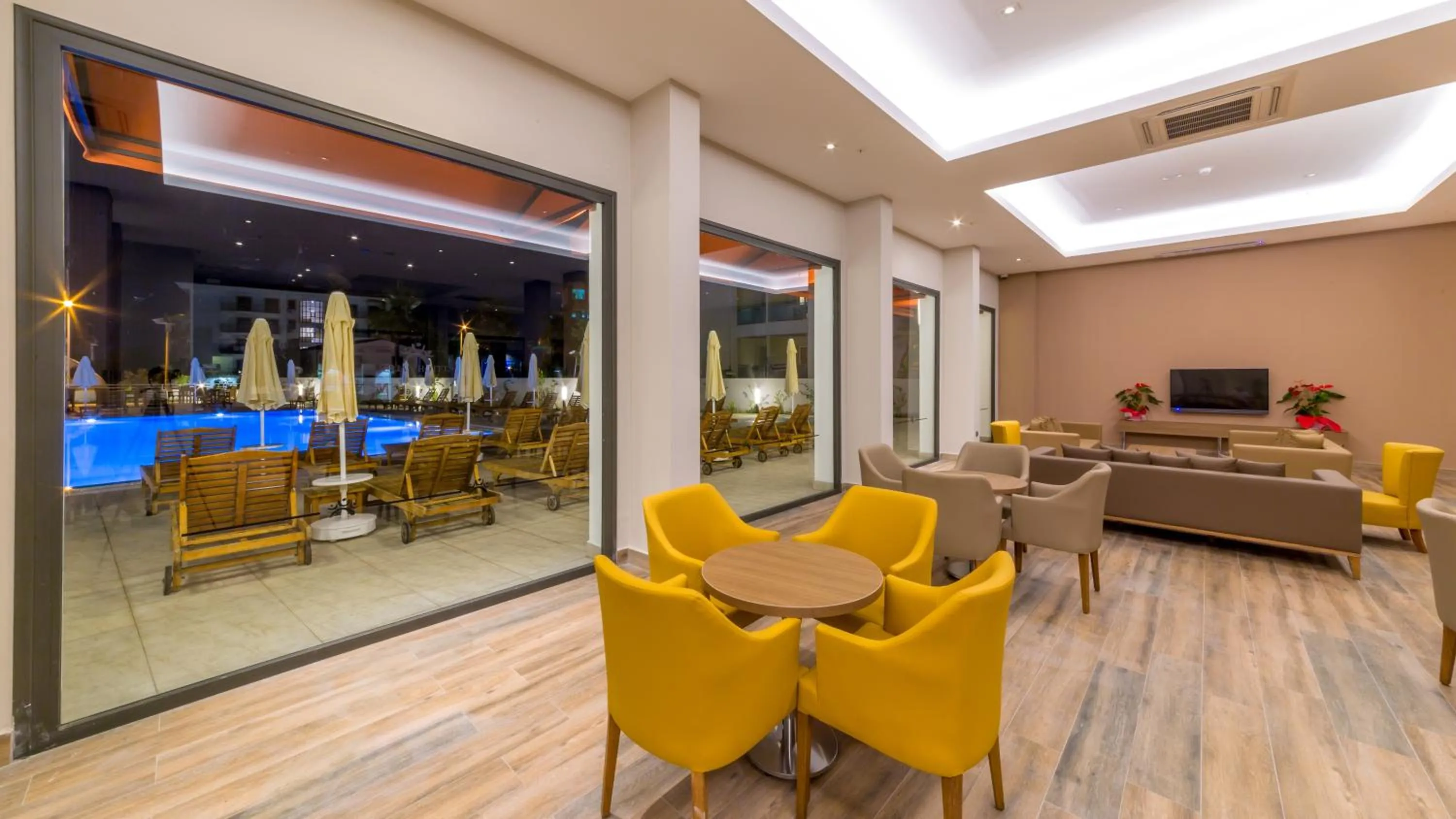 Communal lounge/ TV room in Ada Julian Marmaris