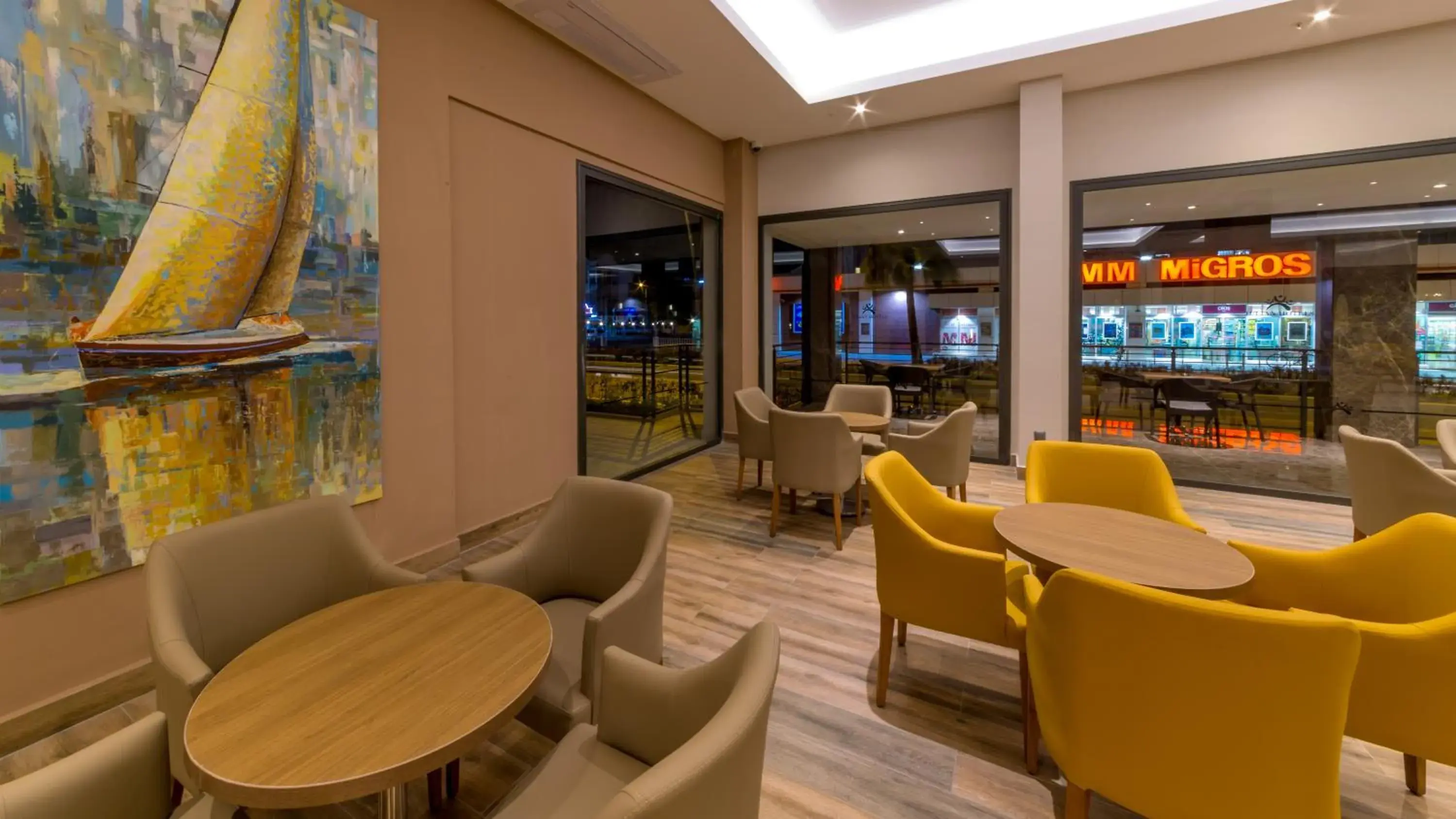 Lounge or bar in Ada Julian Marmaris Lounge or bar in Ada Julian Marmaris