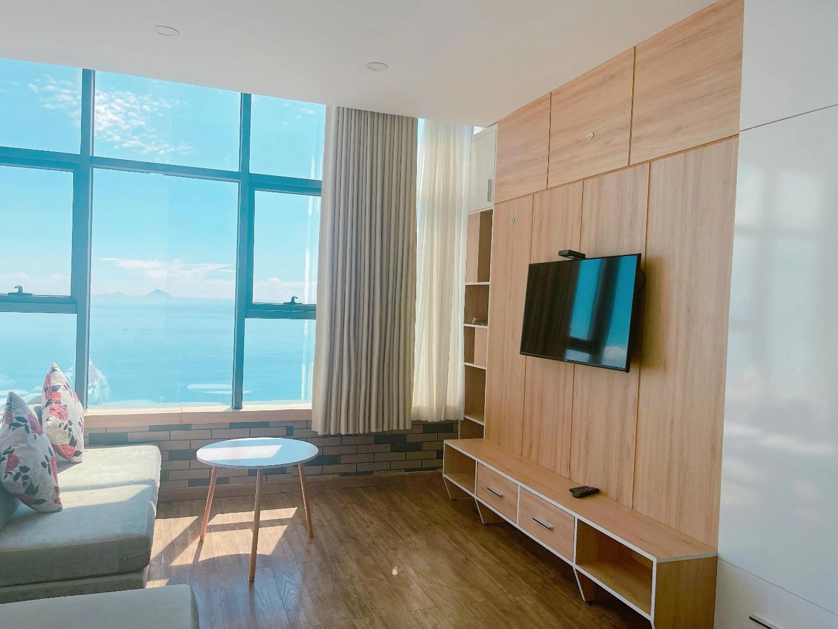 Living room in Pearl Nha Trang Beach Apartment