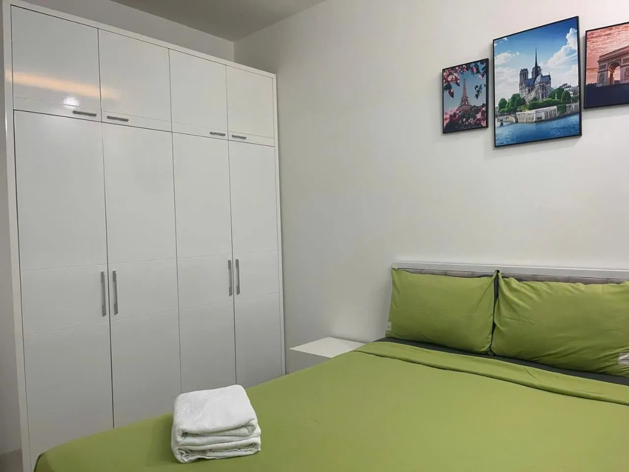 Bed in Pearl Nha Trang Beach Apartment
