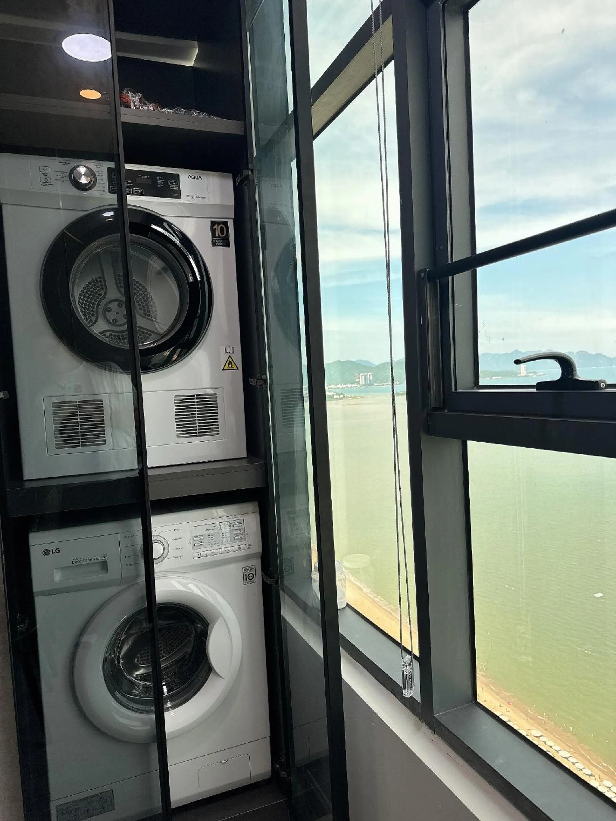 Pearl Nha Trang Beach Apartment