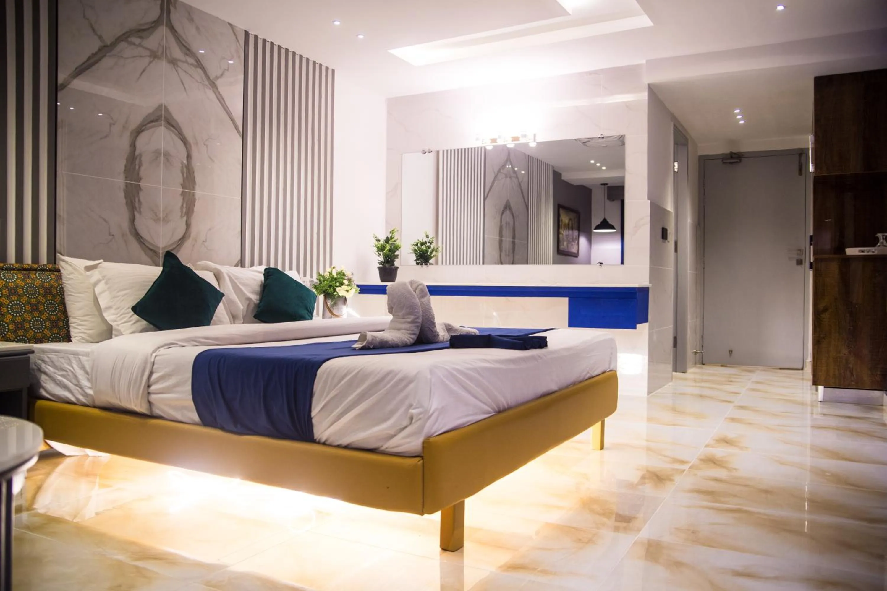 Bed in Metropole Hotel