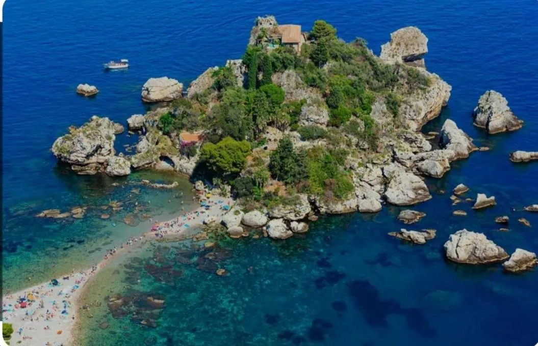 Bird's-eye View in Il Siriaco