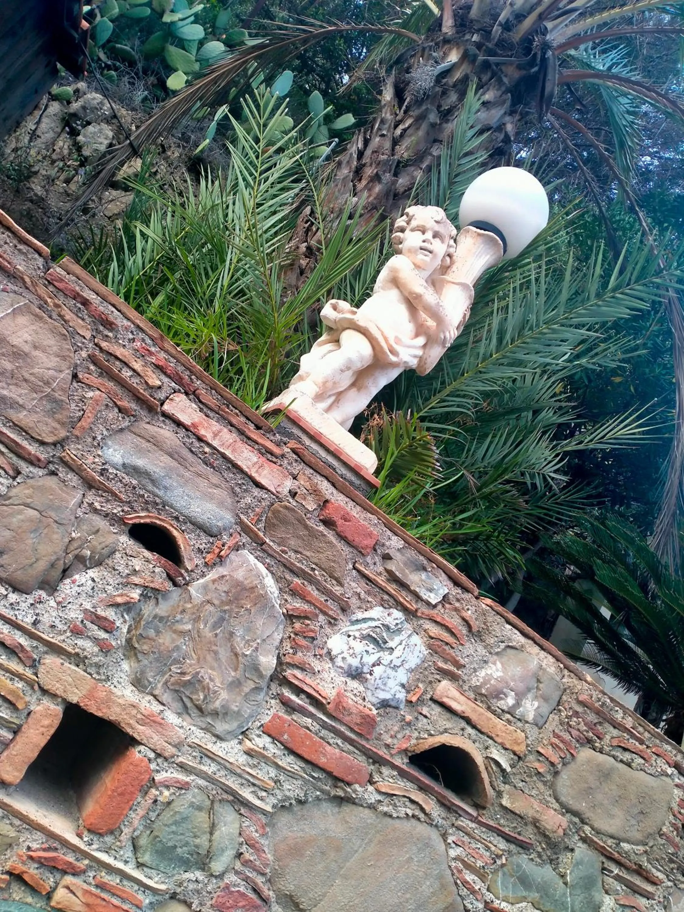 Garden, Other Animals in Il Siriaco