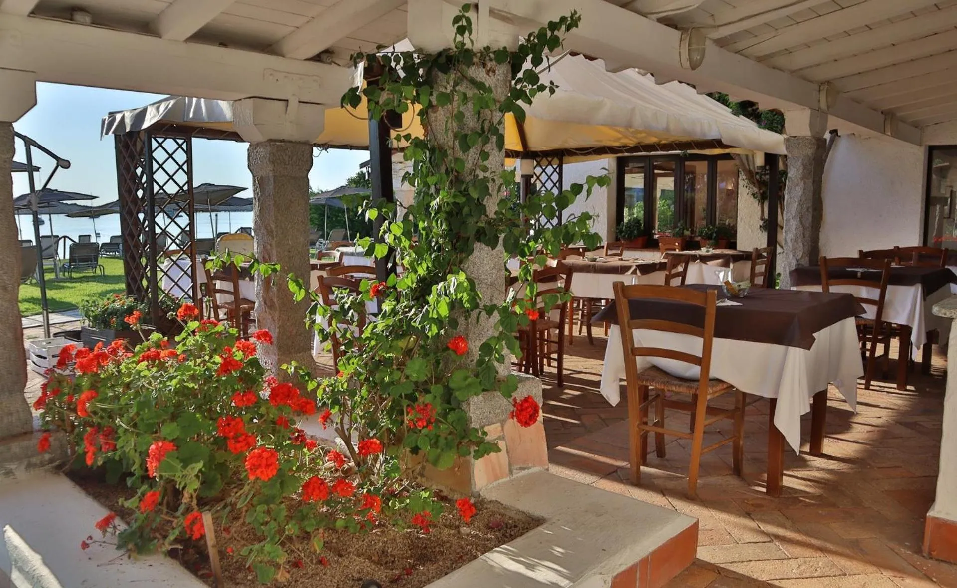 Restaurant/places to eat in IHR Hotel San Paolo