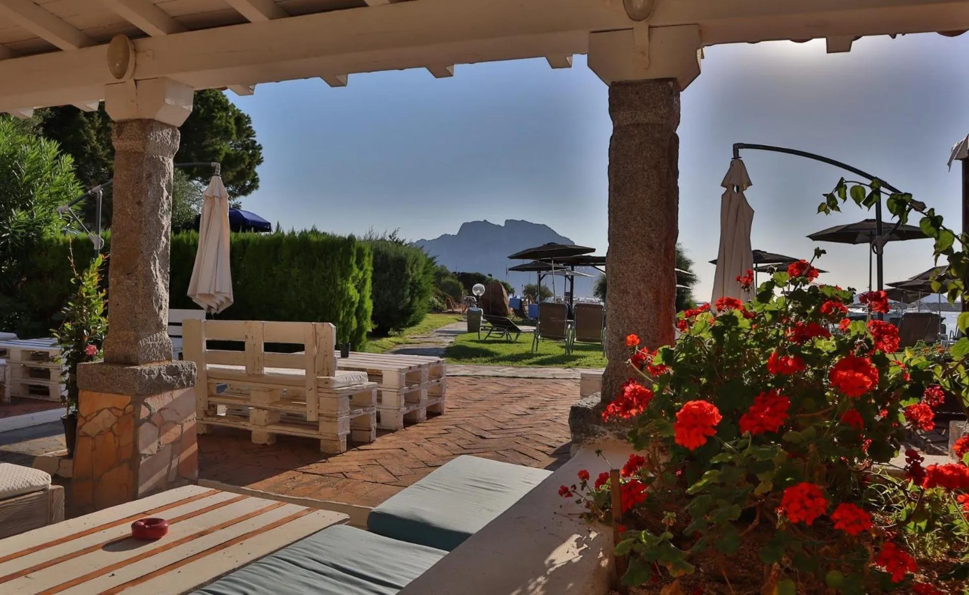 Natural landscape in IHR Hotel San Paolo