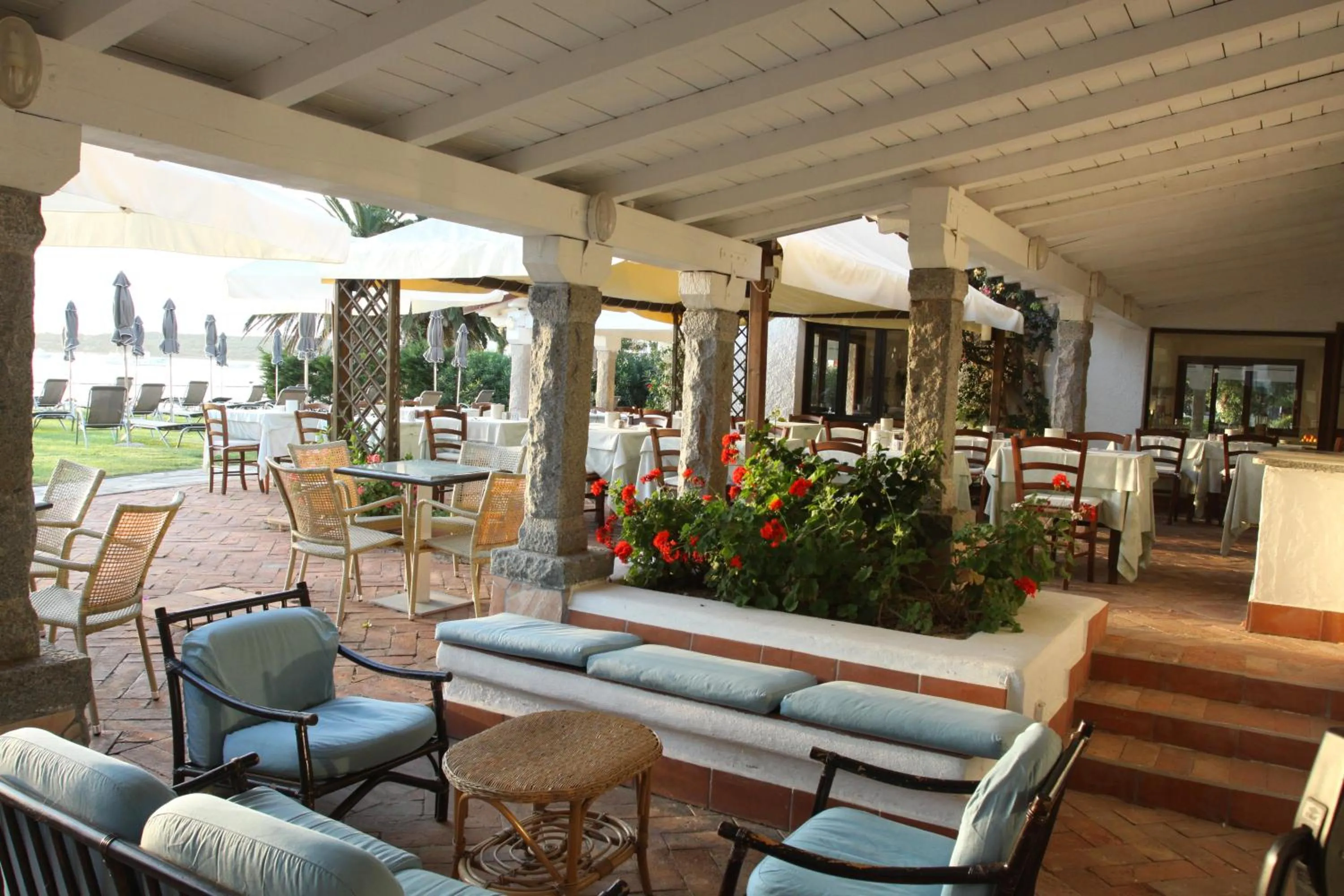 Lobby or reception in IHR Hotel San Paolo