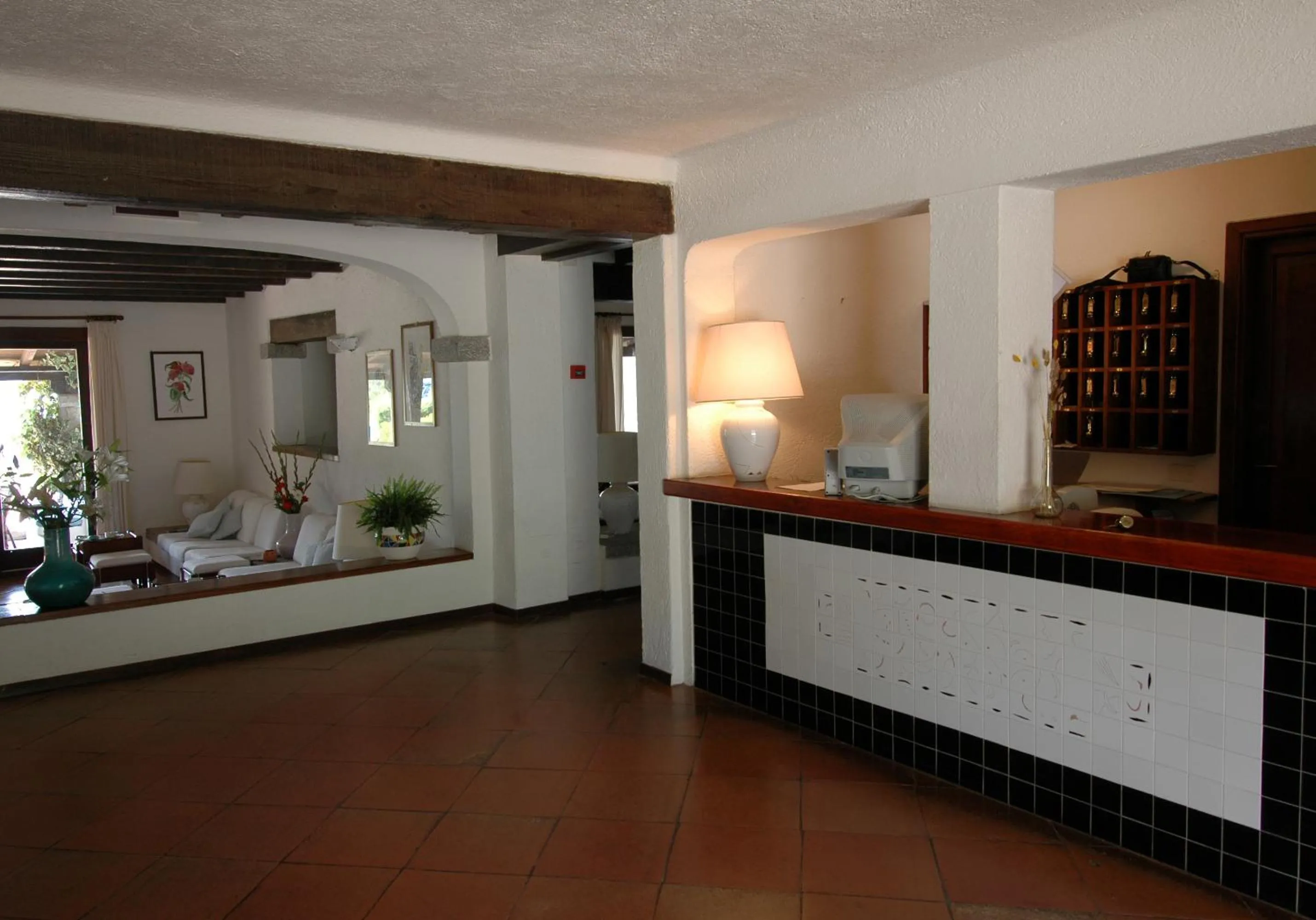 Lobby or reception in IHR Hotel San Paolo