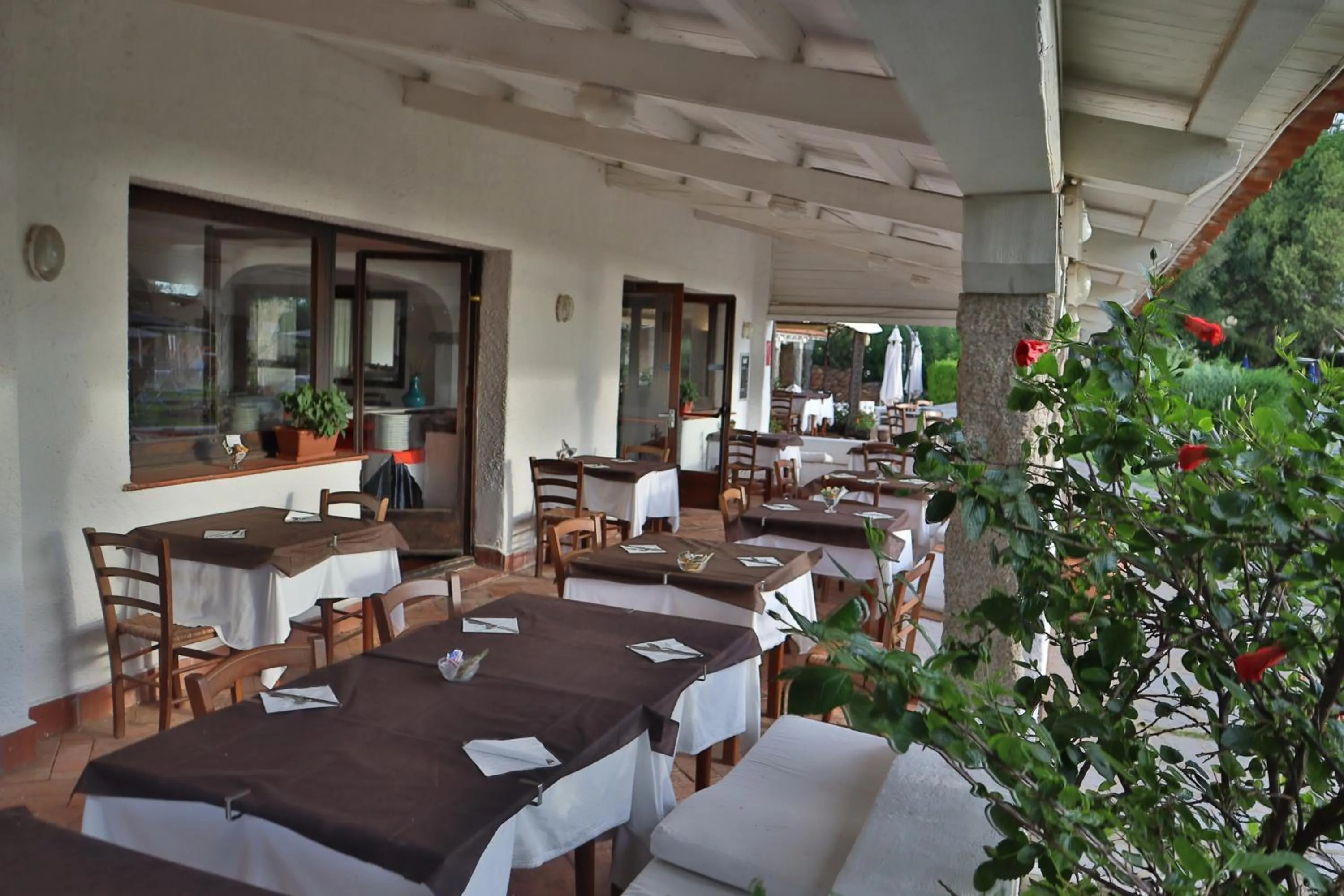 Restaurant/places to eat in IHR Hotel San Paolo
