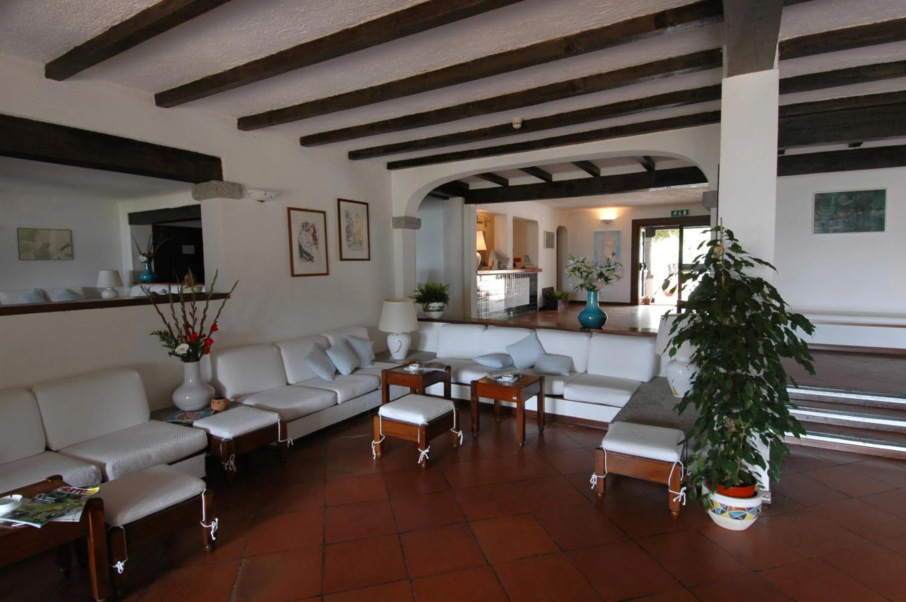Lobby or reception in IHR Hotel San Paolo