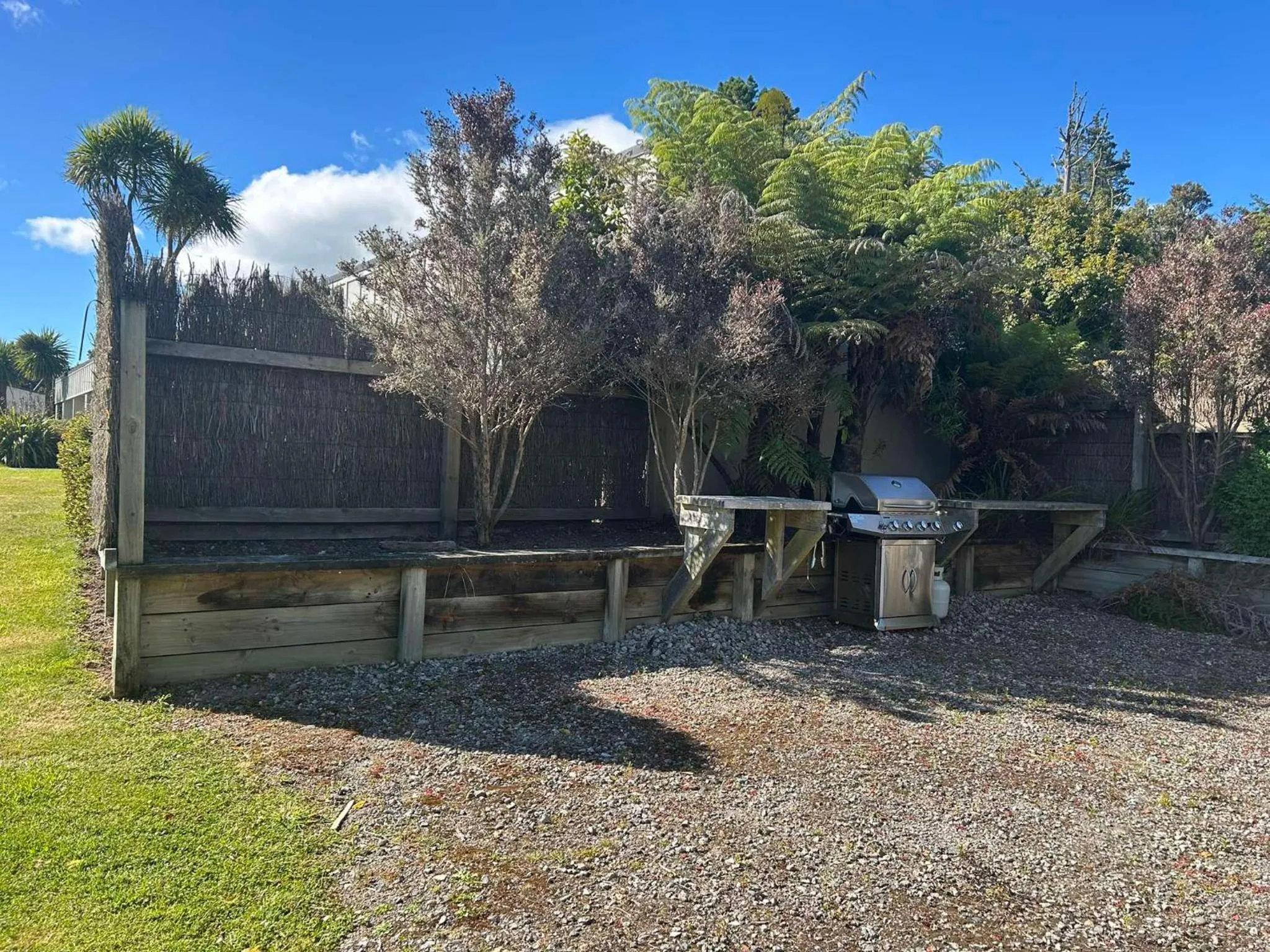 BBQ facilities in Braxmere Lodge