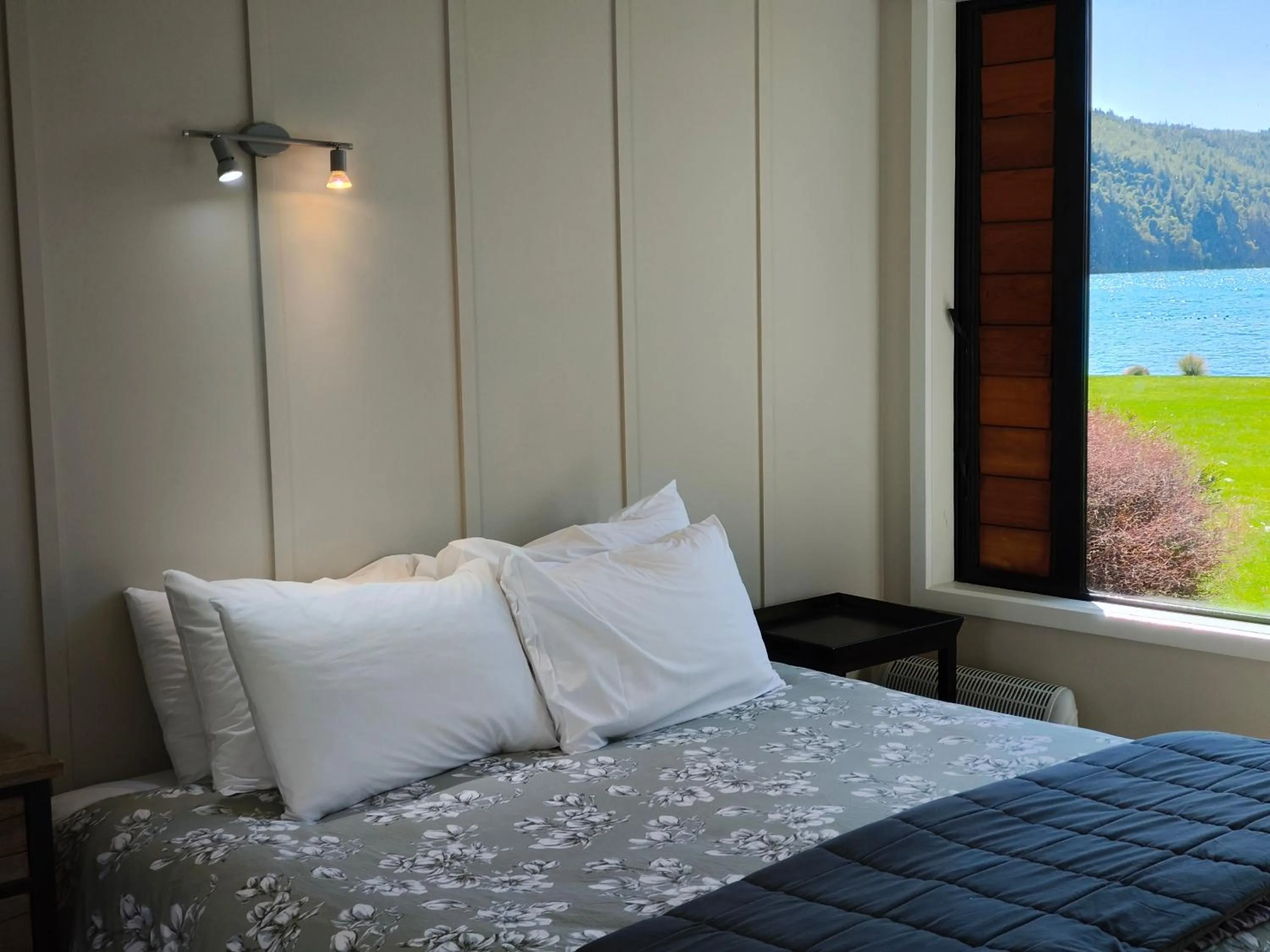 Bed in Braxmere Lodge