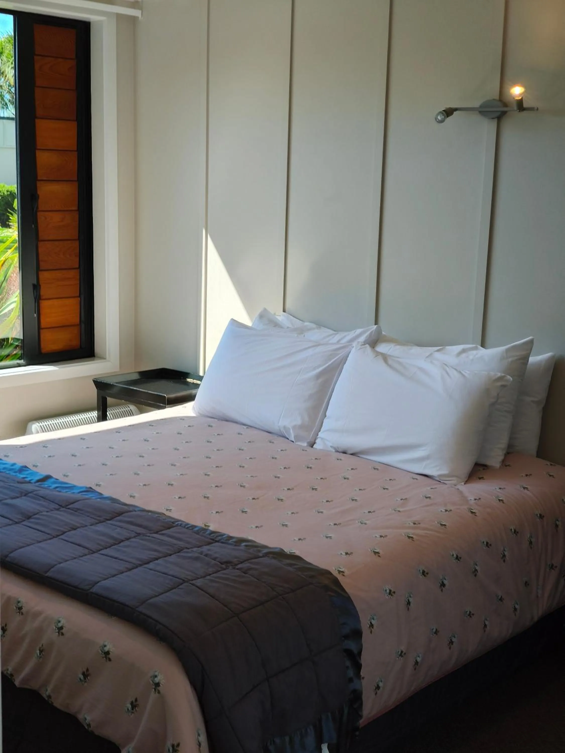 Bed in Braxmere Lodge