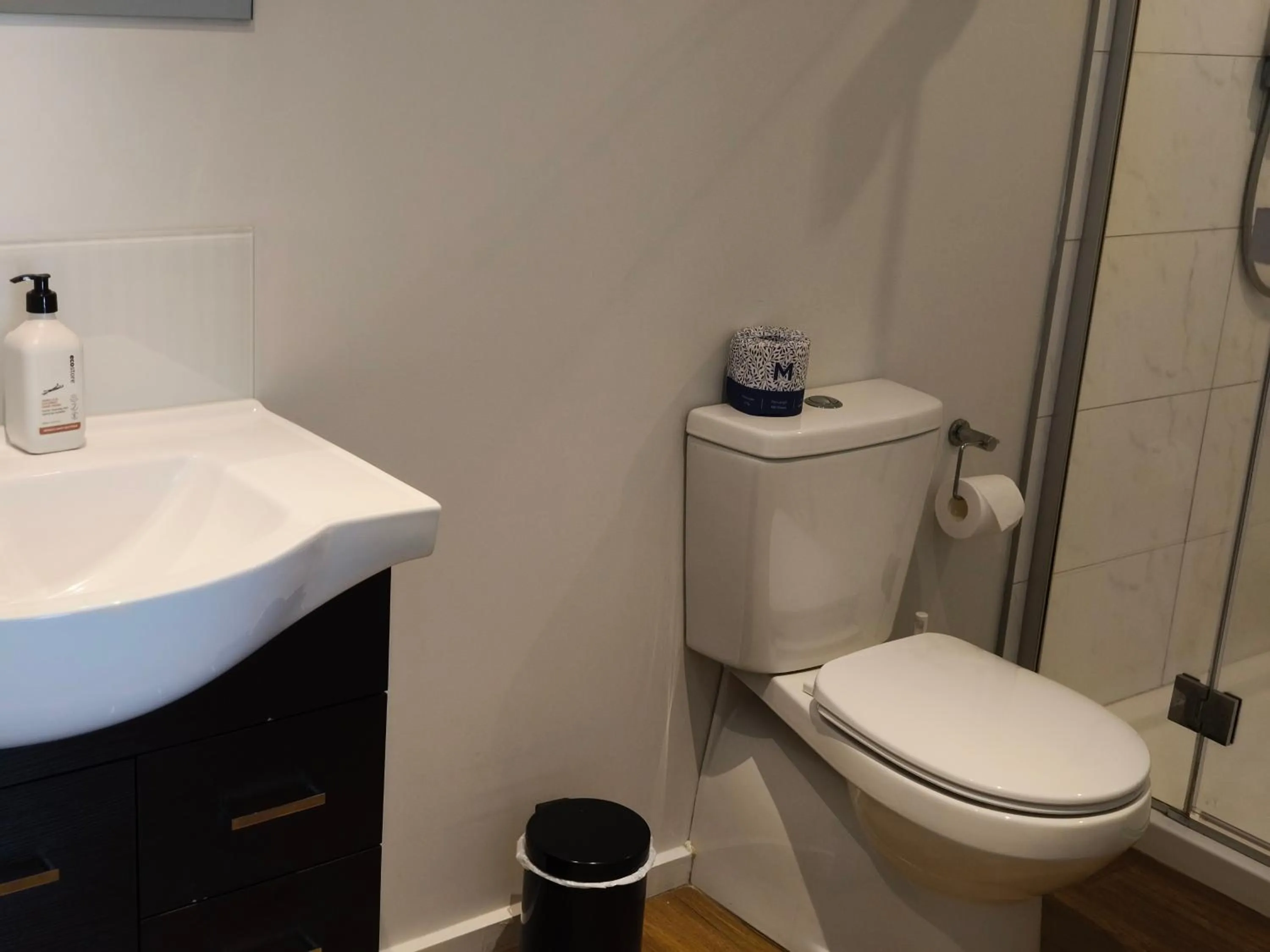 Toilet in Braxmere Lodge