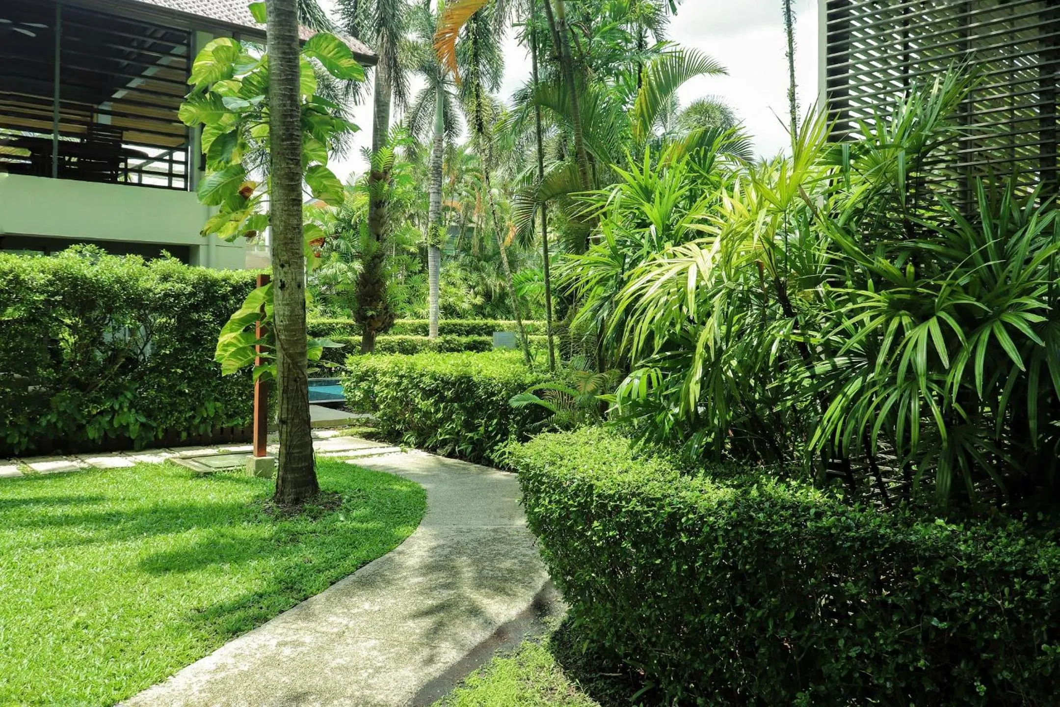 Garden in Casuarina Shores Apartment - SHA Plus