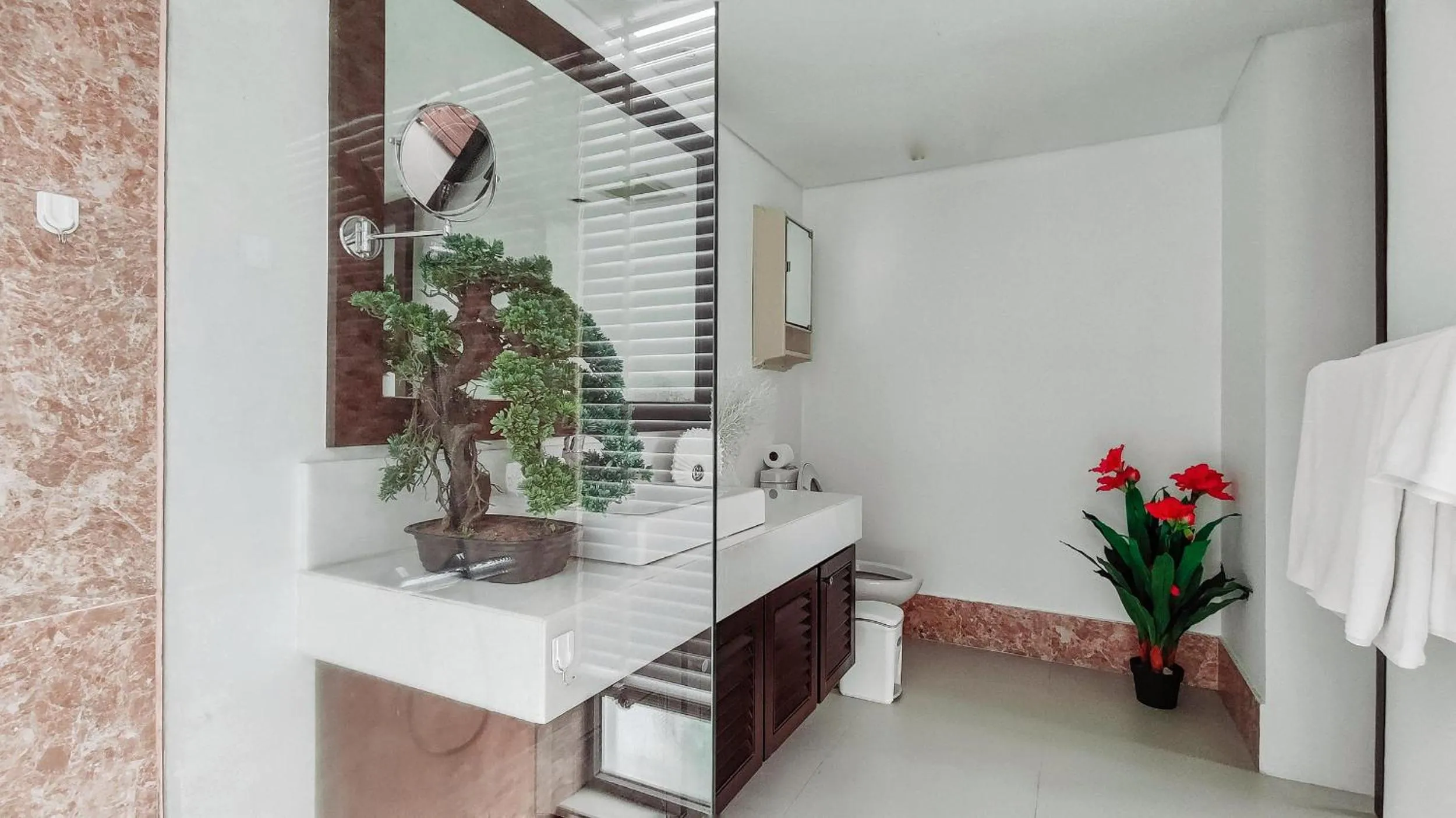 Toilet in Casuarina Shores Apartment - SHA Plus