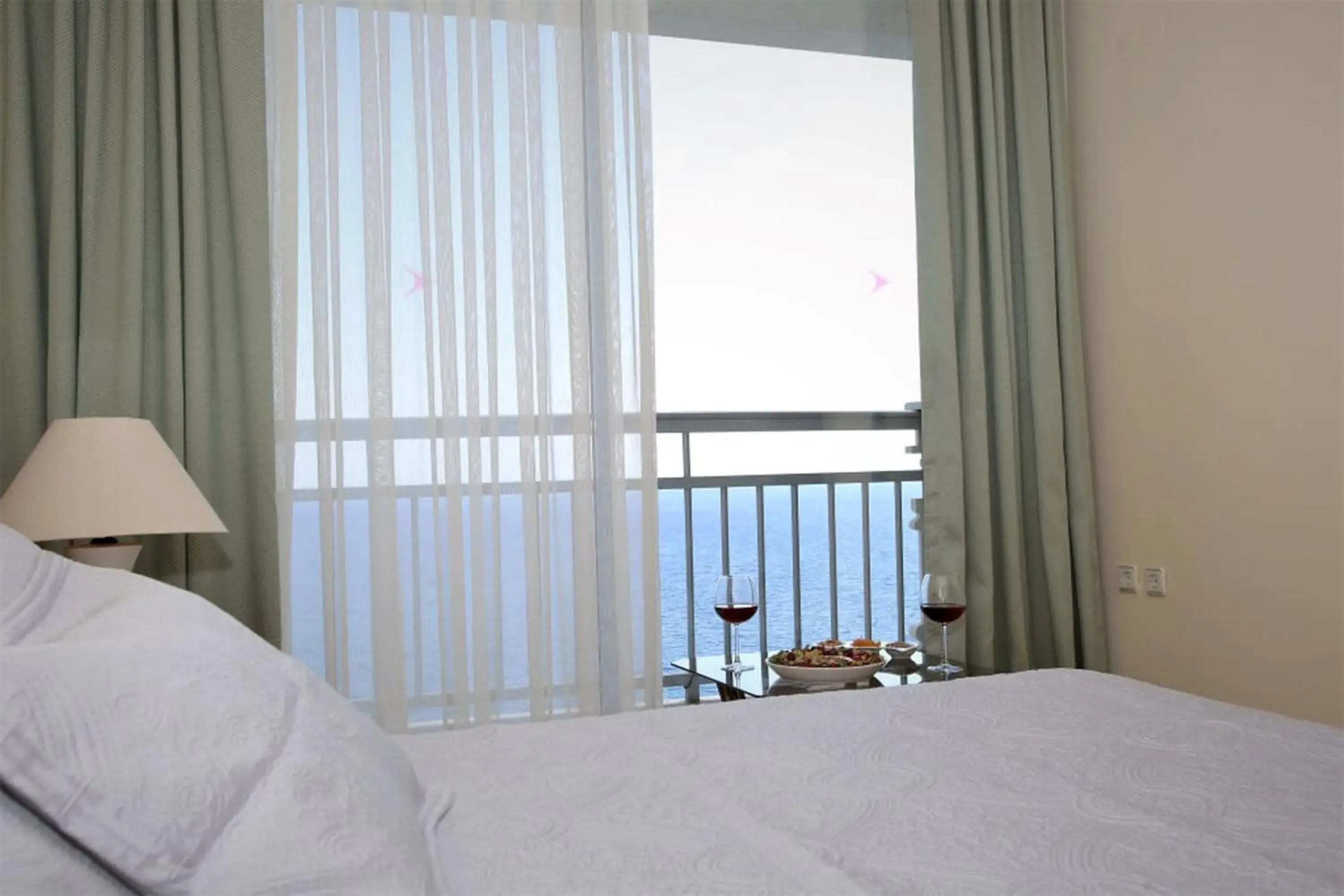 Bed in Lara Otel Bed in Lara Otel