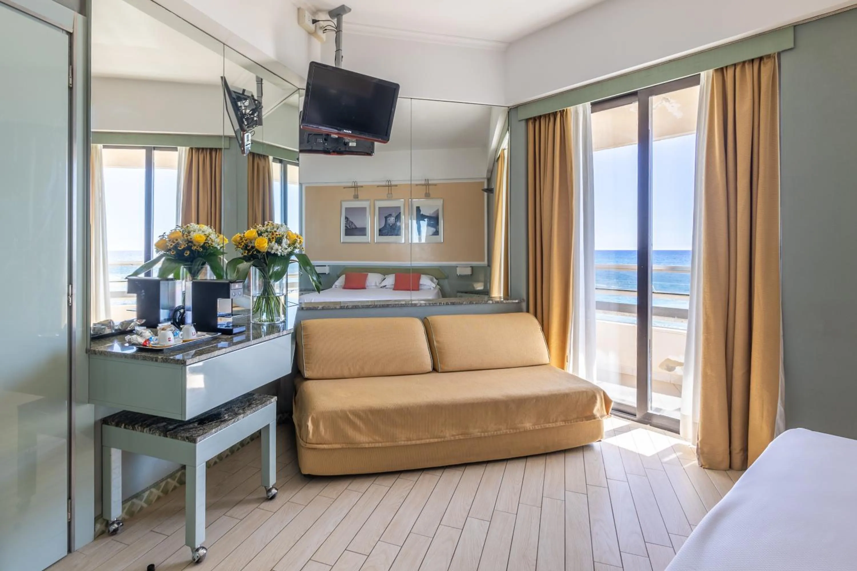 Bed in Circeo Park Hotel