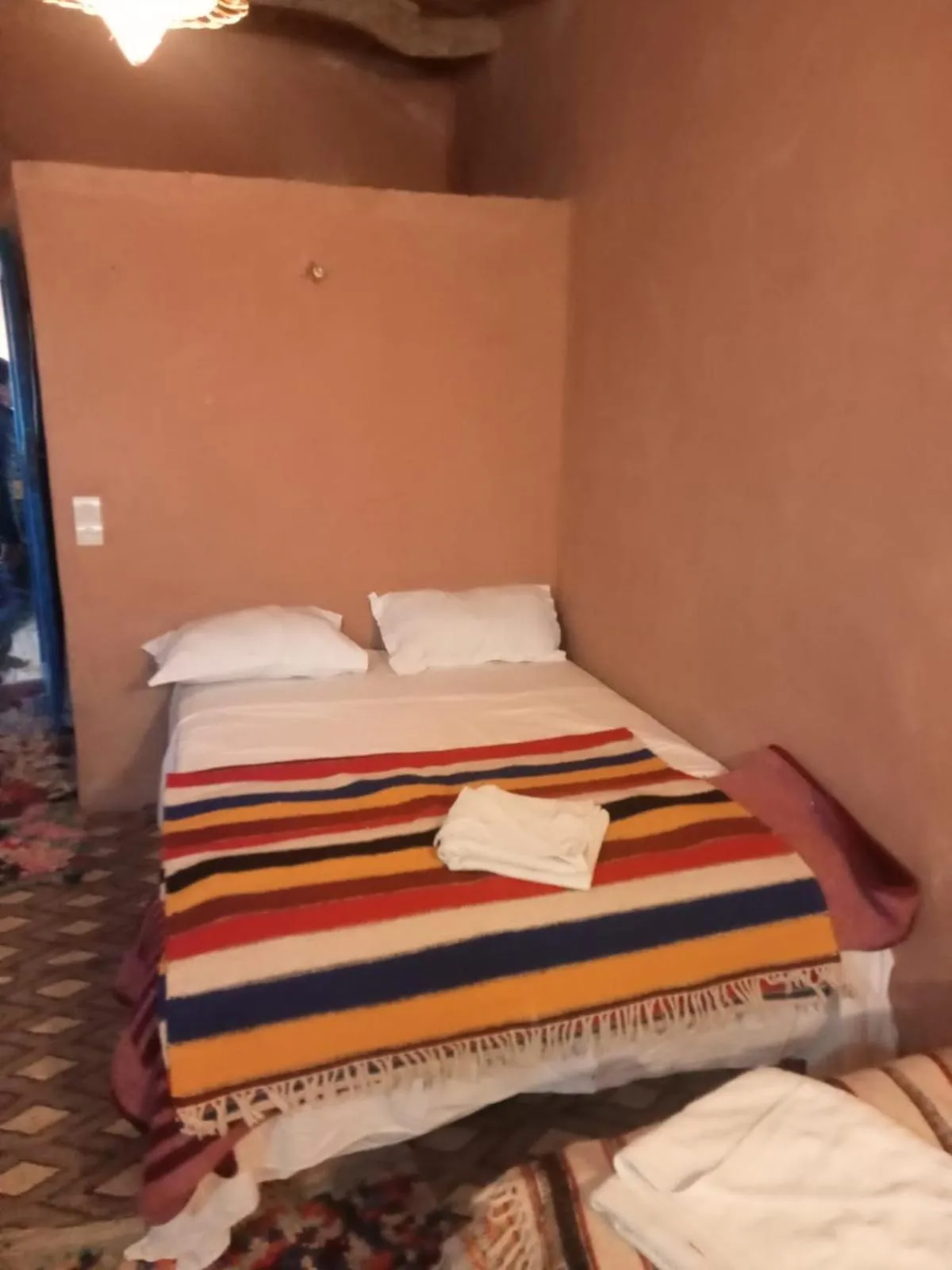 Bed in auberge restau tombouctou