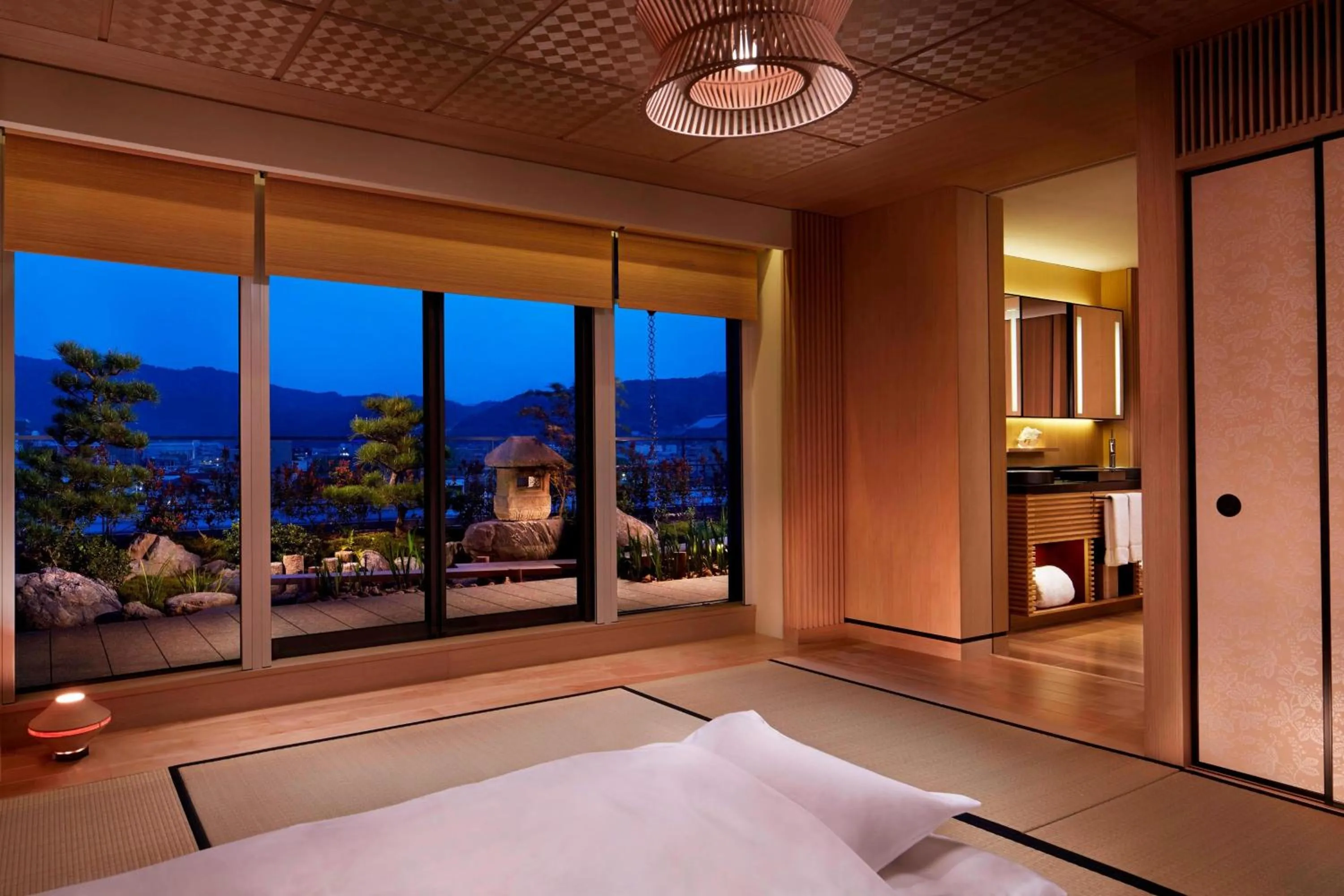 Photo of the whole room, Bed in The Ritz-Carlton Kyoto