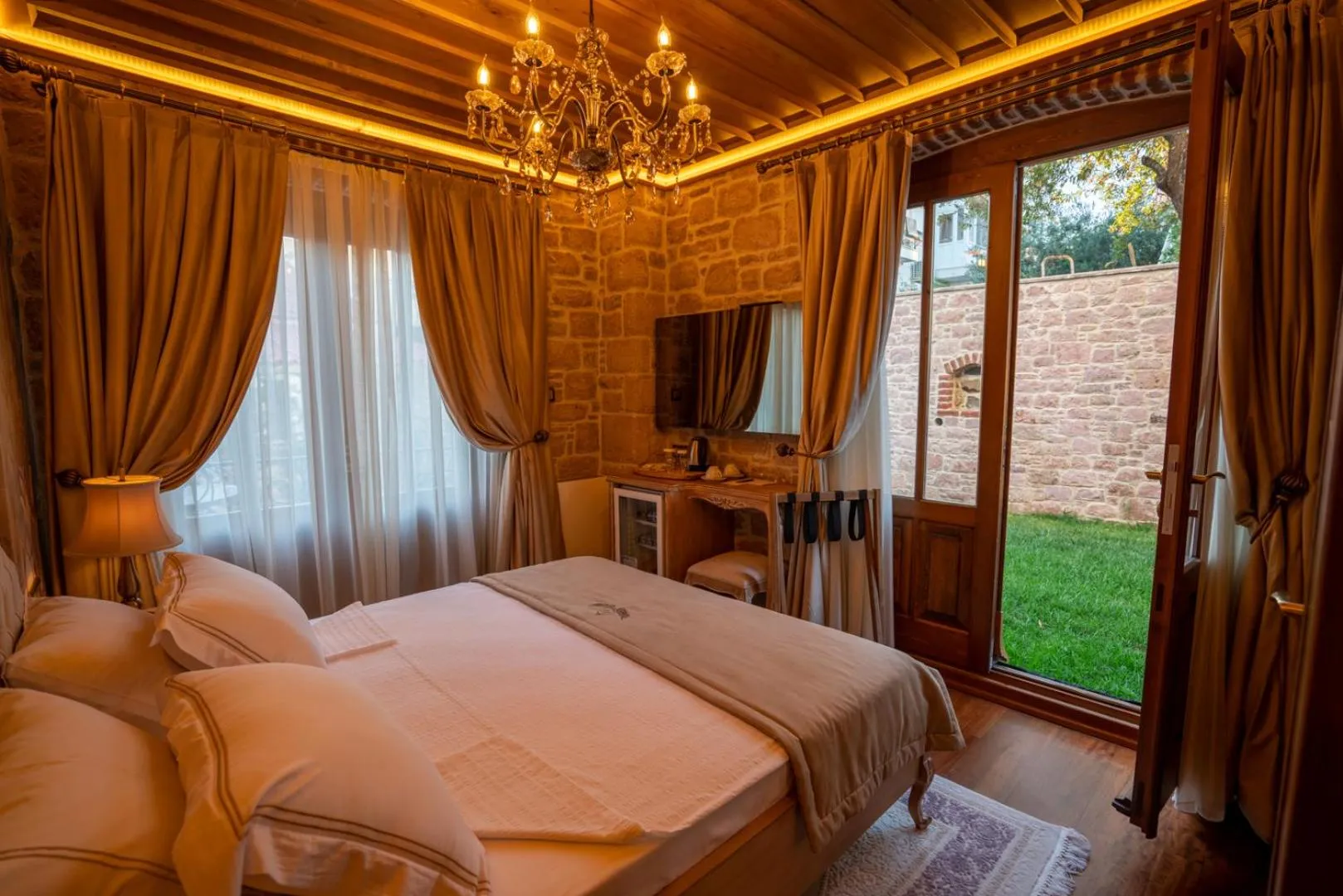 Bed in CUNDA BARADİEL Hotel