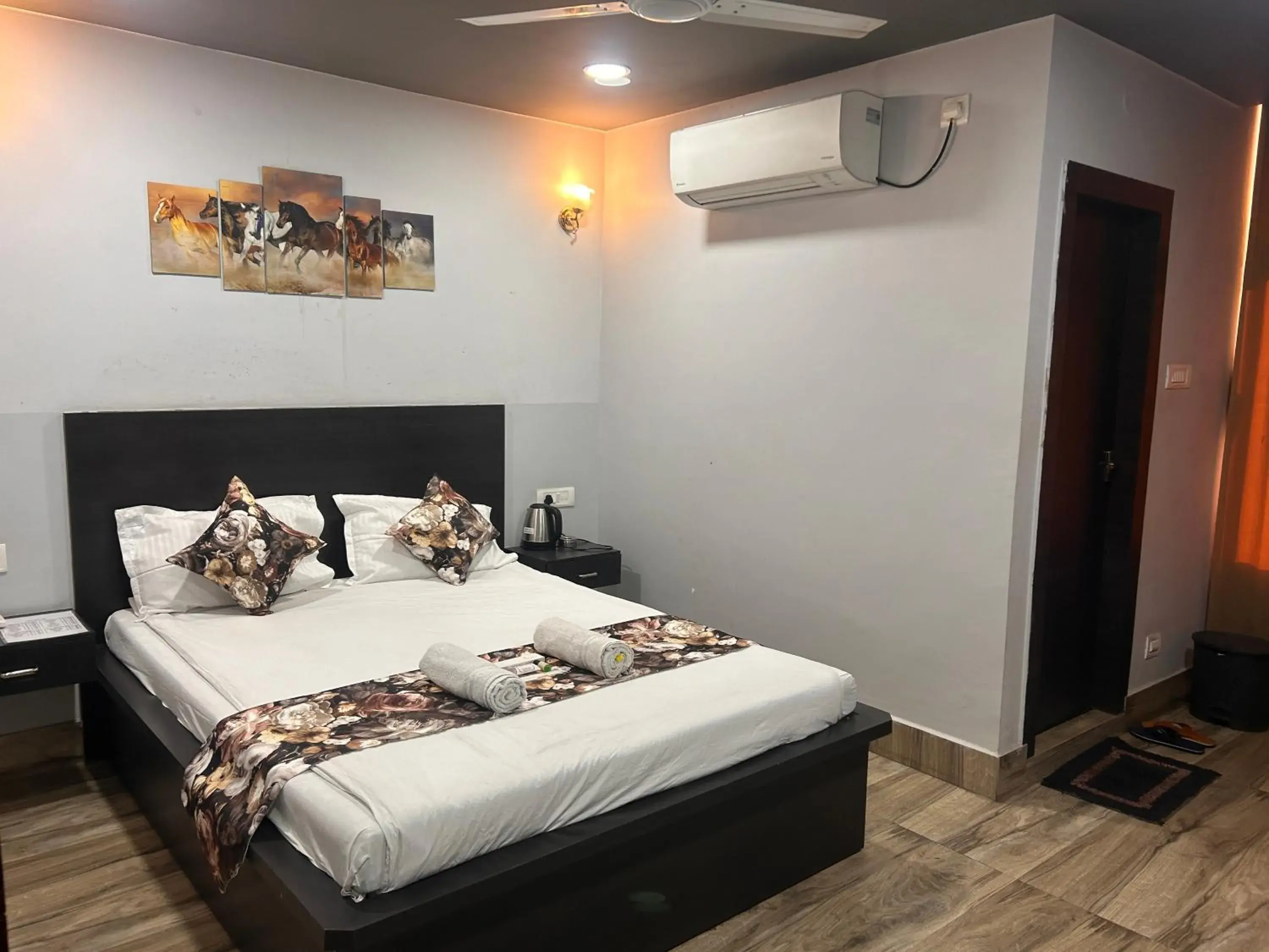 Bed in JD Grand Inn Bed in JD Grand Inn